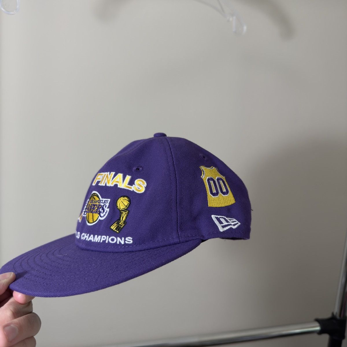 New Era LA Lakers NBA Finals snapback hat Size ONE SIZE - 2 Thumbnail