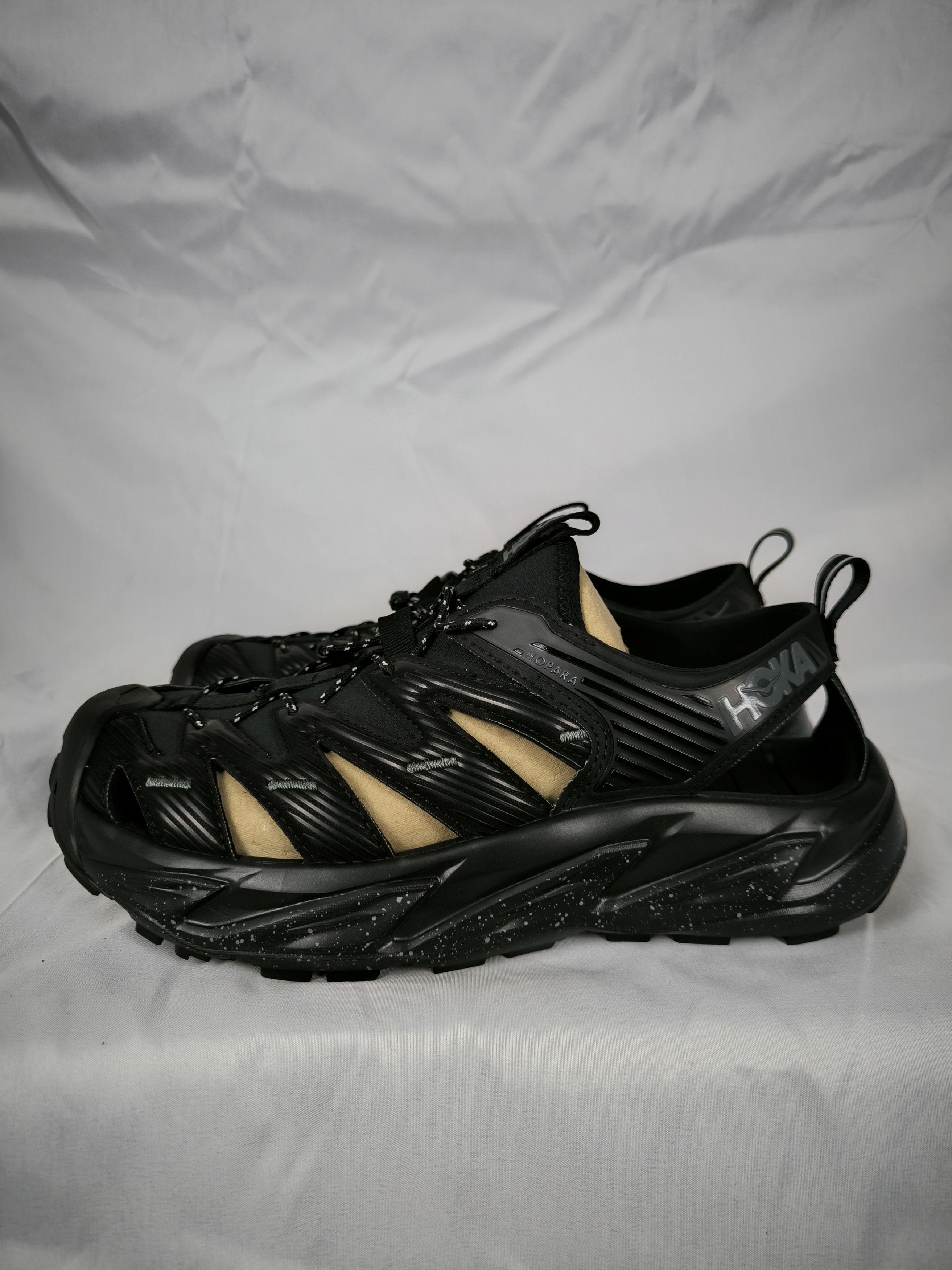 Hoka Hopara Size US 10 / EU 43 - 15 Thumbnail