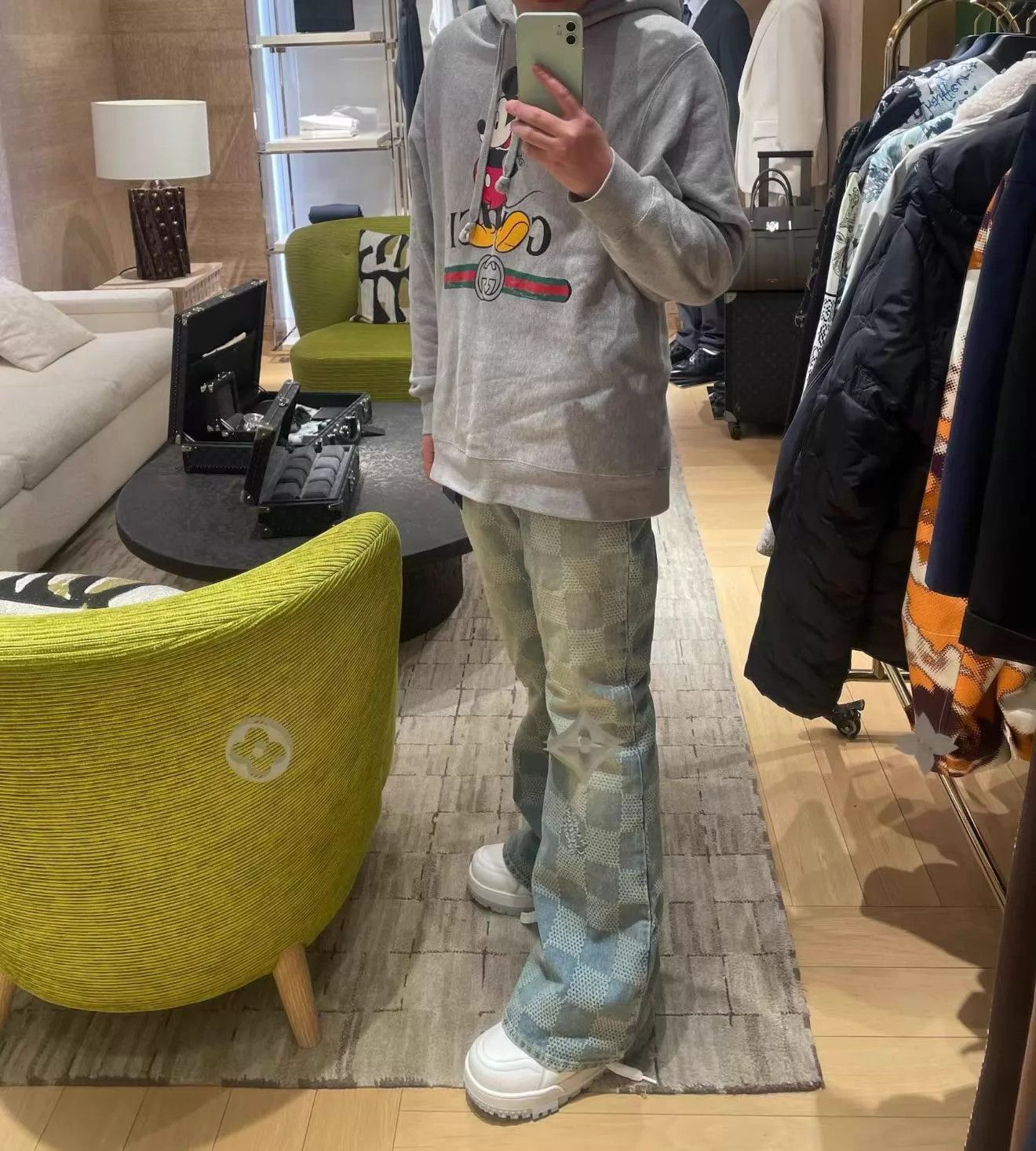 Gucci Gucci x Disney Mickey Mouse Gray Hoodie L Size US L / EU 52-54 / 3 - 7 Thumbnail