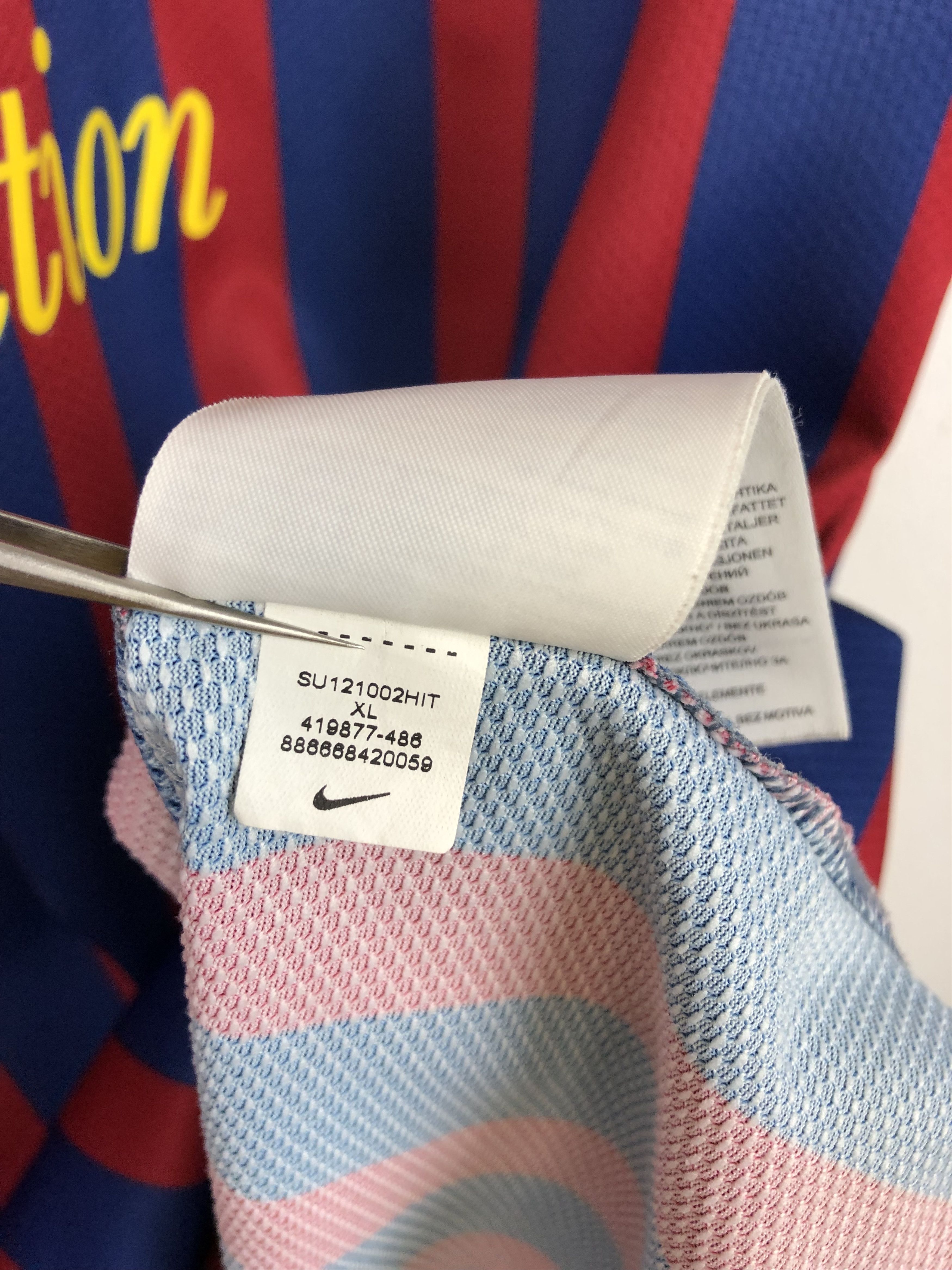 Nike Barcelona football shirt 2011 Soccer Messi Jersey Camiseta Size US XL / EU 56 / 4 - 11 Thumbnail