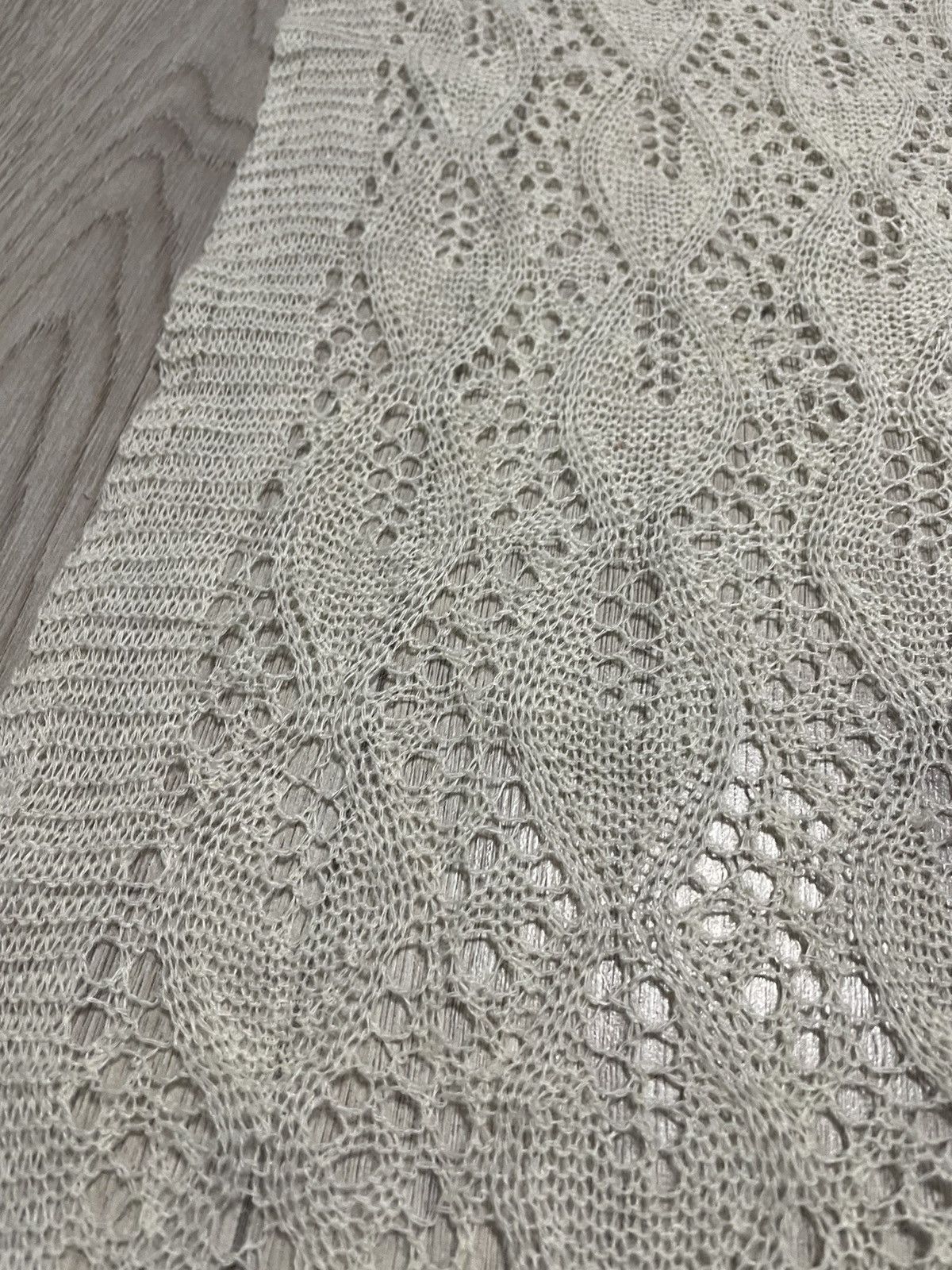 Japanese Brand Vintage Japanese Acrylic Knit Shawl with Fringe White Size ONE SIZE - 5 Thumbnail