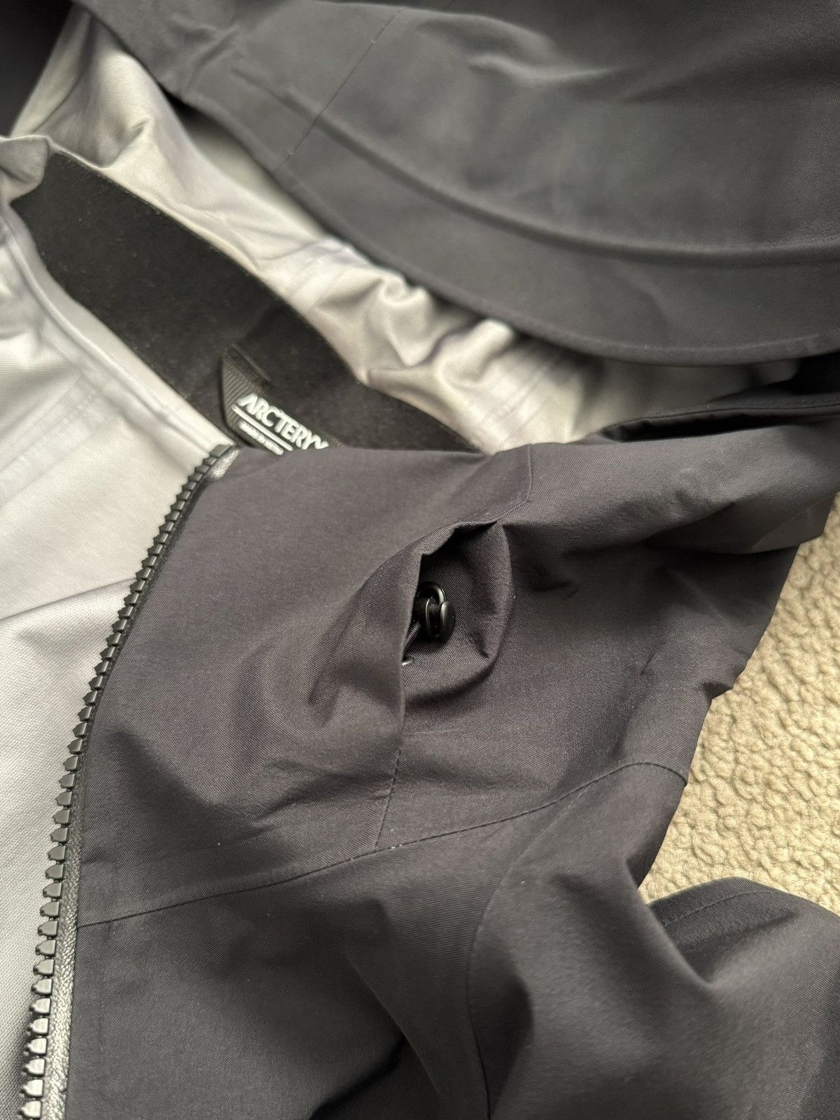 Arc'teryx Arc'teryx Fraser Black 3L Gore-Tex Shell Jacket Size US S / EU 44-46 / 1 - 6 Thumbnail