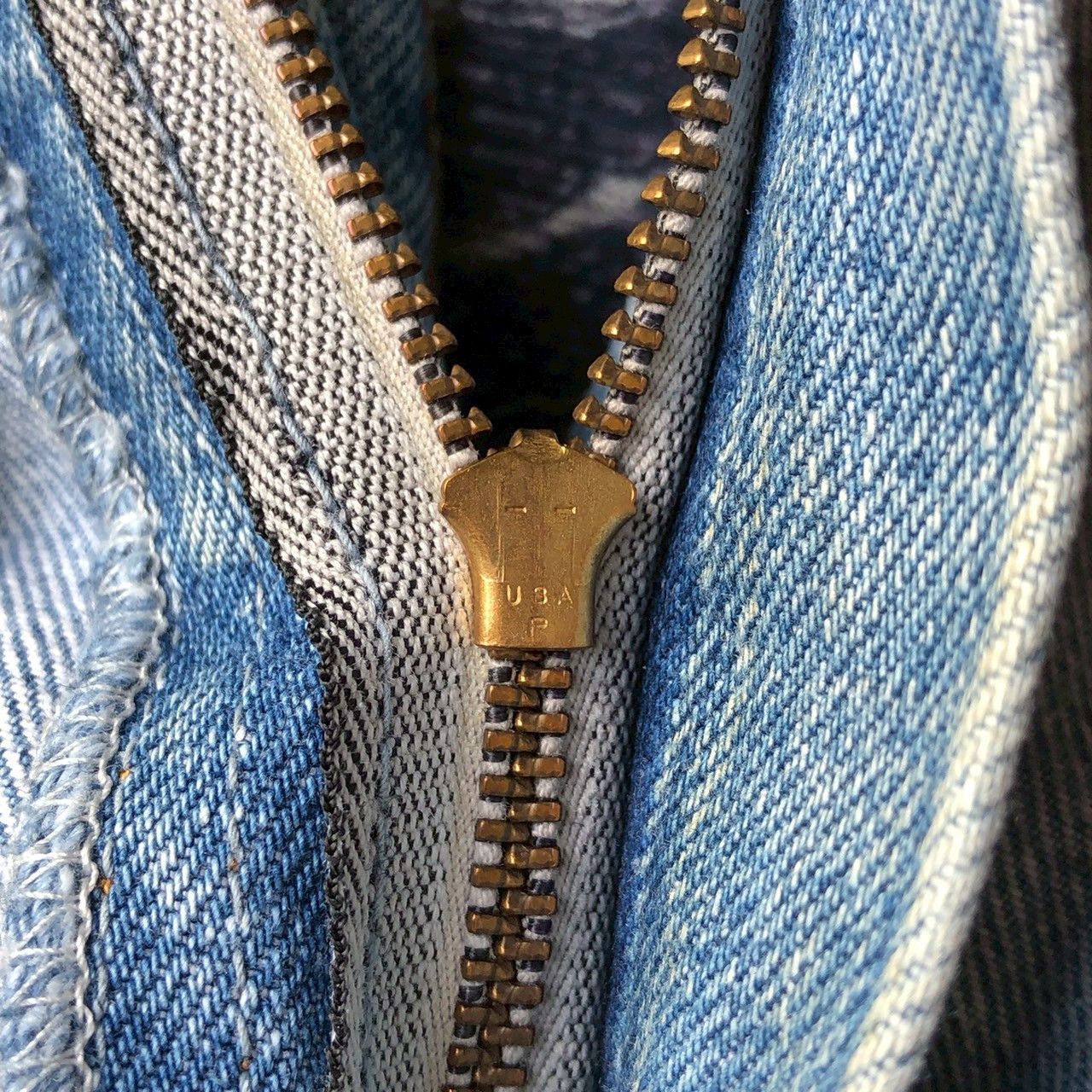 Levi's Vintage Levi’s big E Light Wash Denim Jeans Size US 30 / EU 46 - 10 Thumbnail