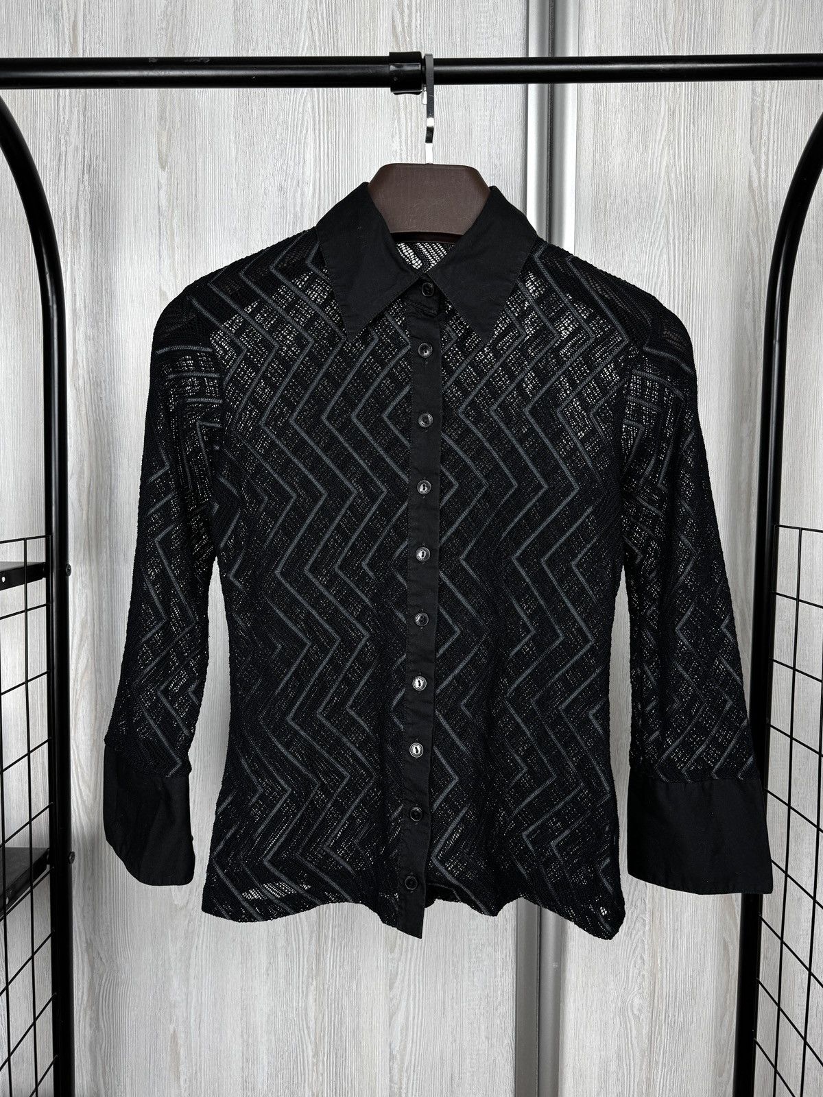 ANNE FONTAINE Anne Fontaine Paris black lace button up blouse luxury Size S / US 4 / IT 40 - 1 Thumbnail
