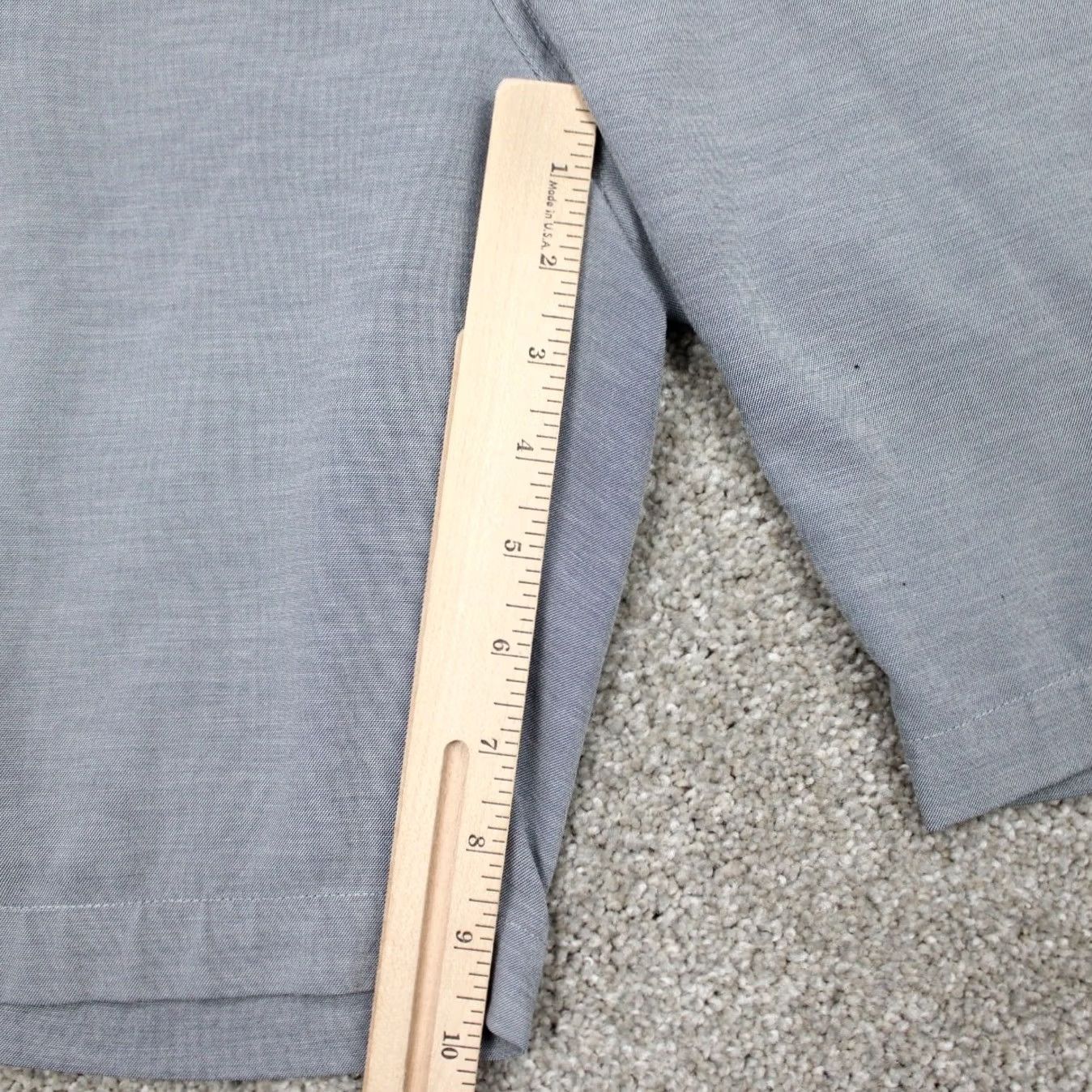 TravisMathew Travis Mathew Golf Shorts Mens 36 Gray Lightweight Stretch Bermuda Inseam 10" Regular Front Flat Front Pockets Size US 36 / EU 52 - 4 Thumbnail
