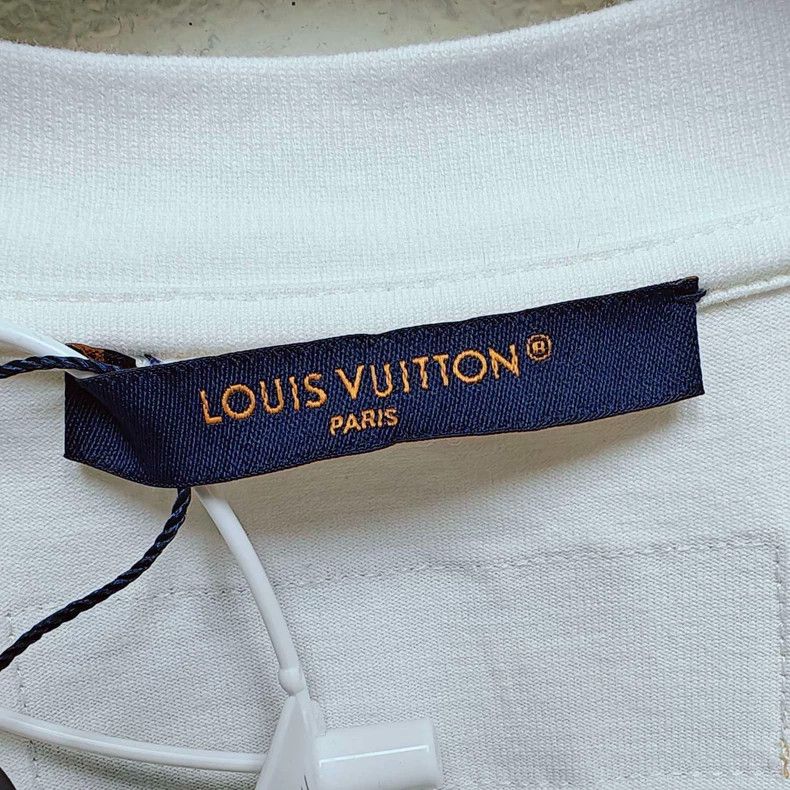 Louis Vuitton Louis Vuitton Pictorial cursive signature embroidered short Size US L / EU 52-54 / 3 - 5 Thumbnail