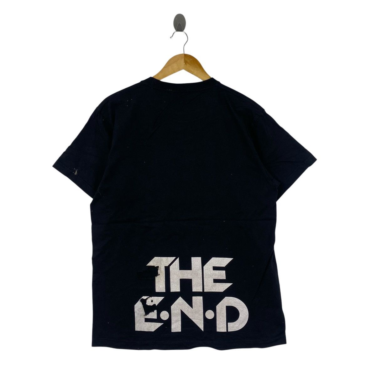 Band Tees Vtg Black Eyed Peas The END Tour Shirt Large Shoot Tag Size US L / EU 52-54 / 3 - 2 Thumbnail