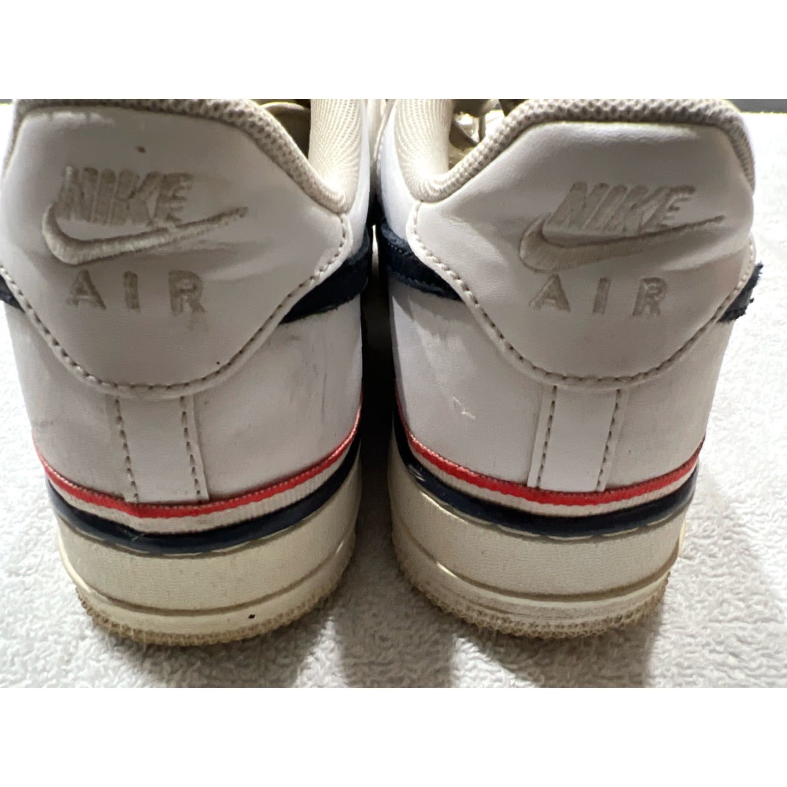 Nike VINTAGE NIKE Air Force 1 Low USA Ribbon Red White Blue CJ1377-100 Men’s Size 6.5Y (6.5 US) Sneakers Size US 7 / EU 40 - 4 Thumbnail