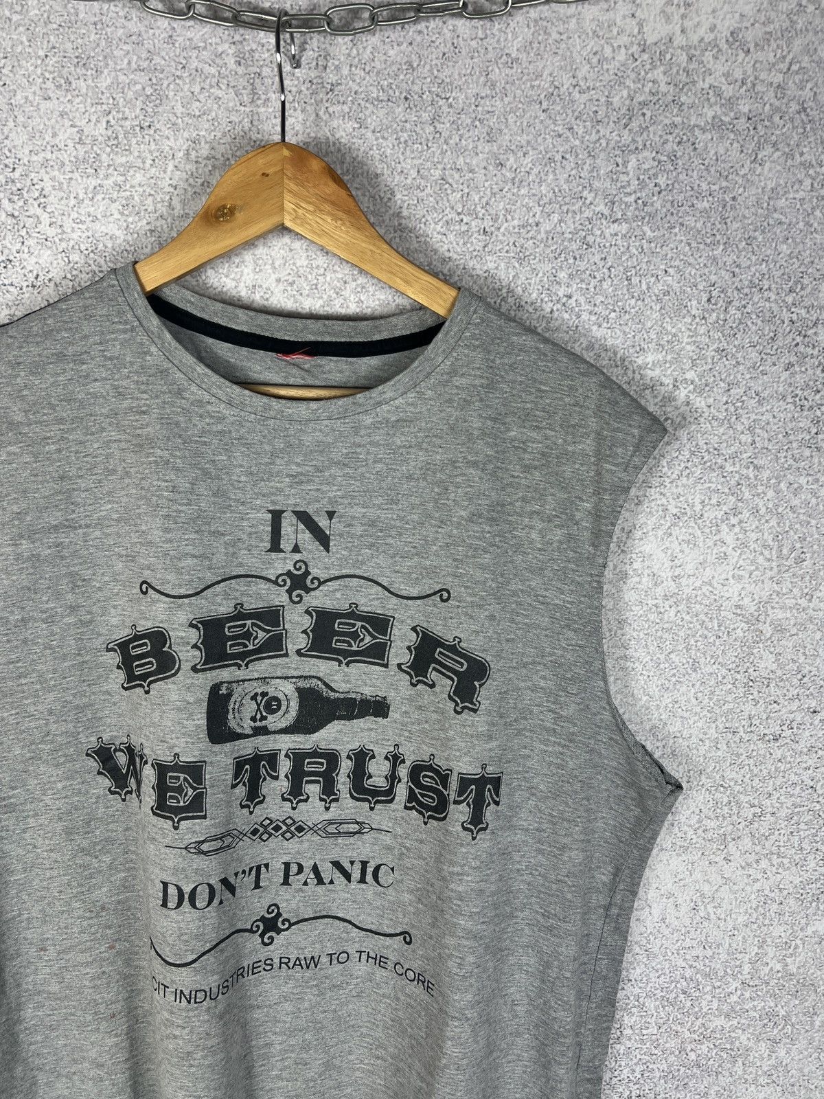 Other Vintage Y2K Humor IN BEER WE TRUST Tee Size US XL / EU 56 / 4 - 2 Thumbnail
