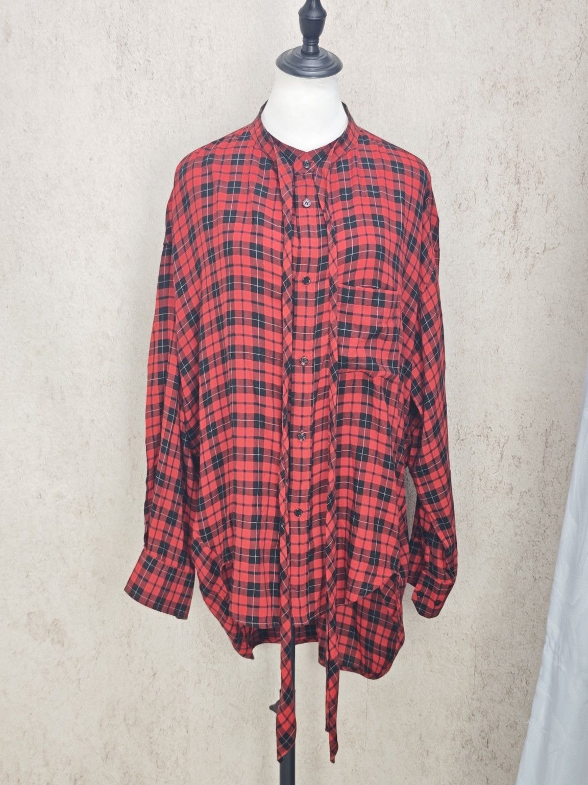 Balenciaga Balenciaga Plaid Logo Button Up Shirt Size 36 Size XS / US 0-2 / IT 36-38 - 1 Thumbnail