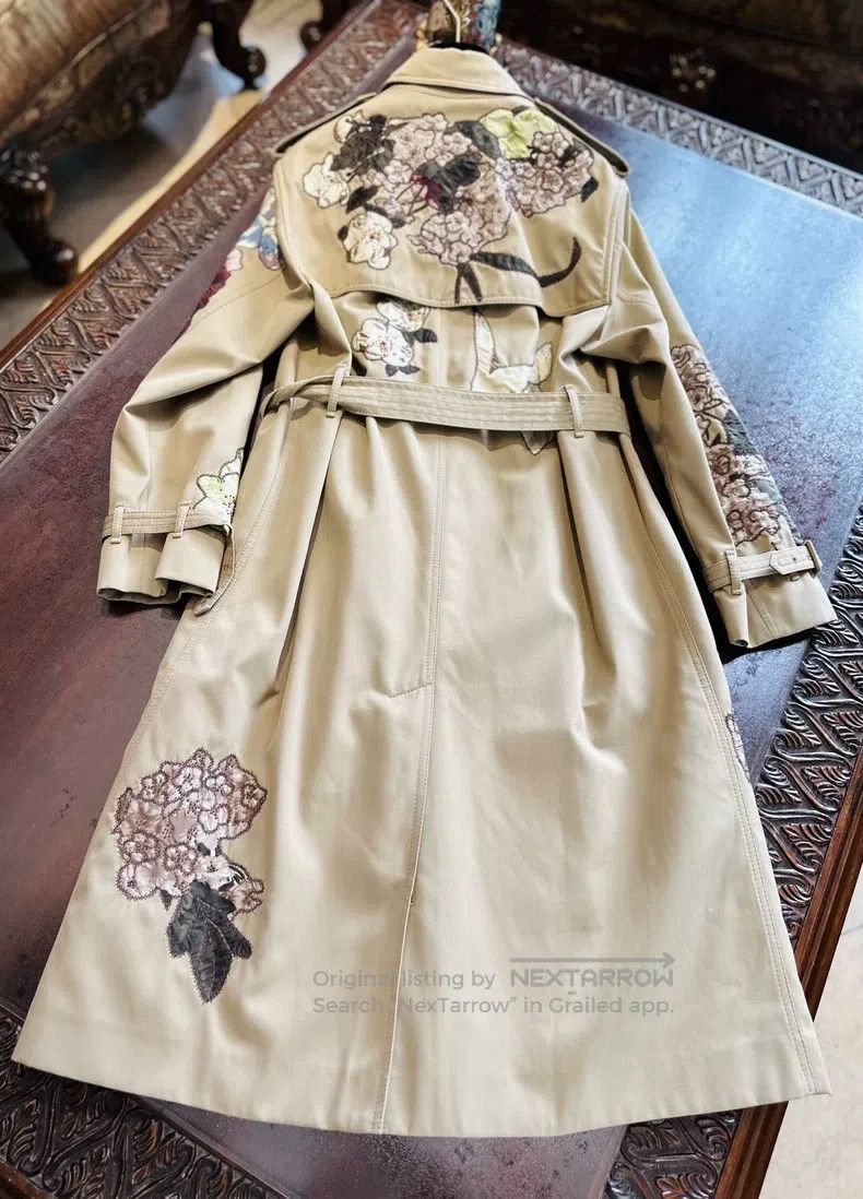 Valentino Valentino Coat trench coat nailed beaded embroidery Size S / US 4 / IT 40 - 9 Thumbnail
