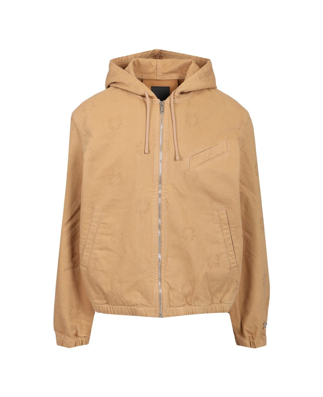 Givenchy o1n1vont0326 Monogram 72 Denim Jacket in Beige Size US L / EU 52-54 / 3 - 1 Thumbnail