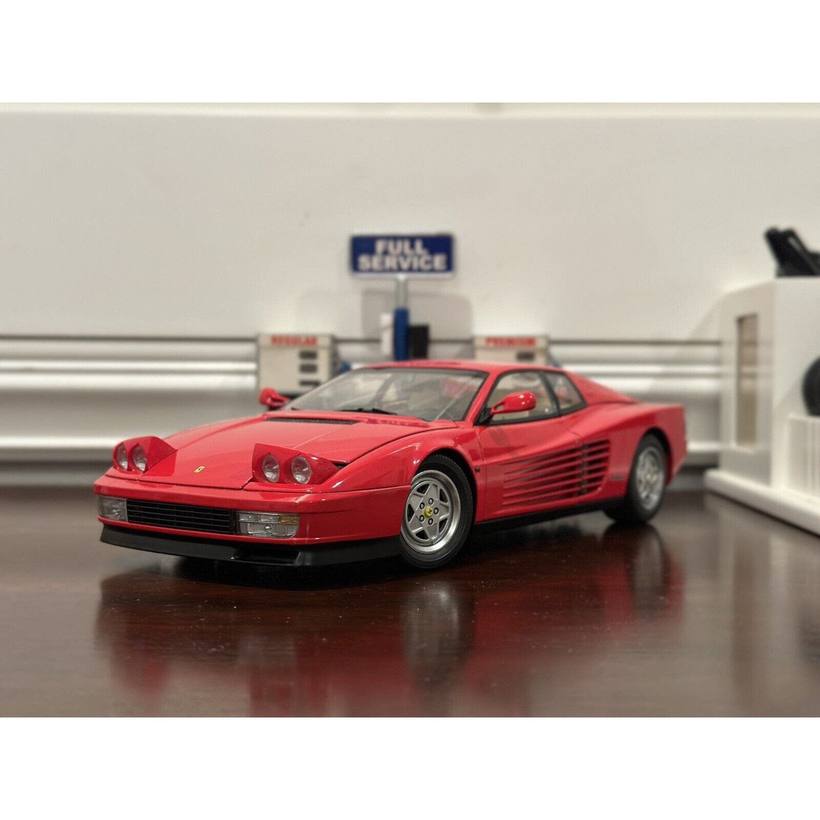 image of Kyosho Ferrari Testarossa 1/18- Super in Red, Men's