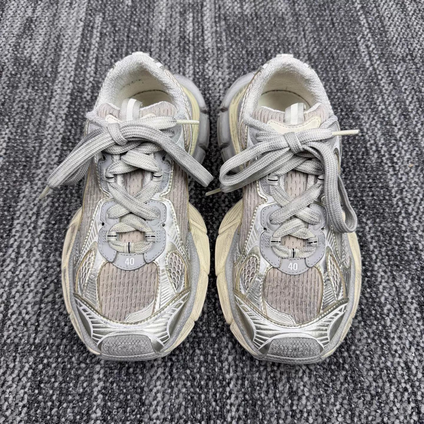 Balenciaga Balenciaga 3XL Distressed Dad Shoe Light Beige 40 Size US 7 / EU 40 - 2 Thumbnail