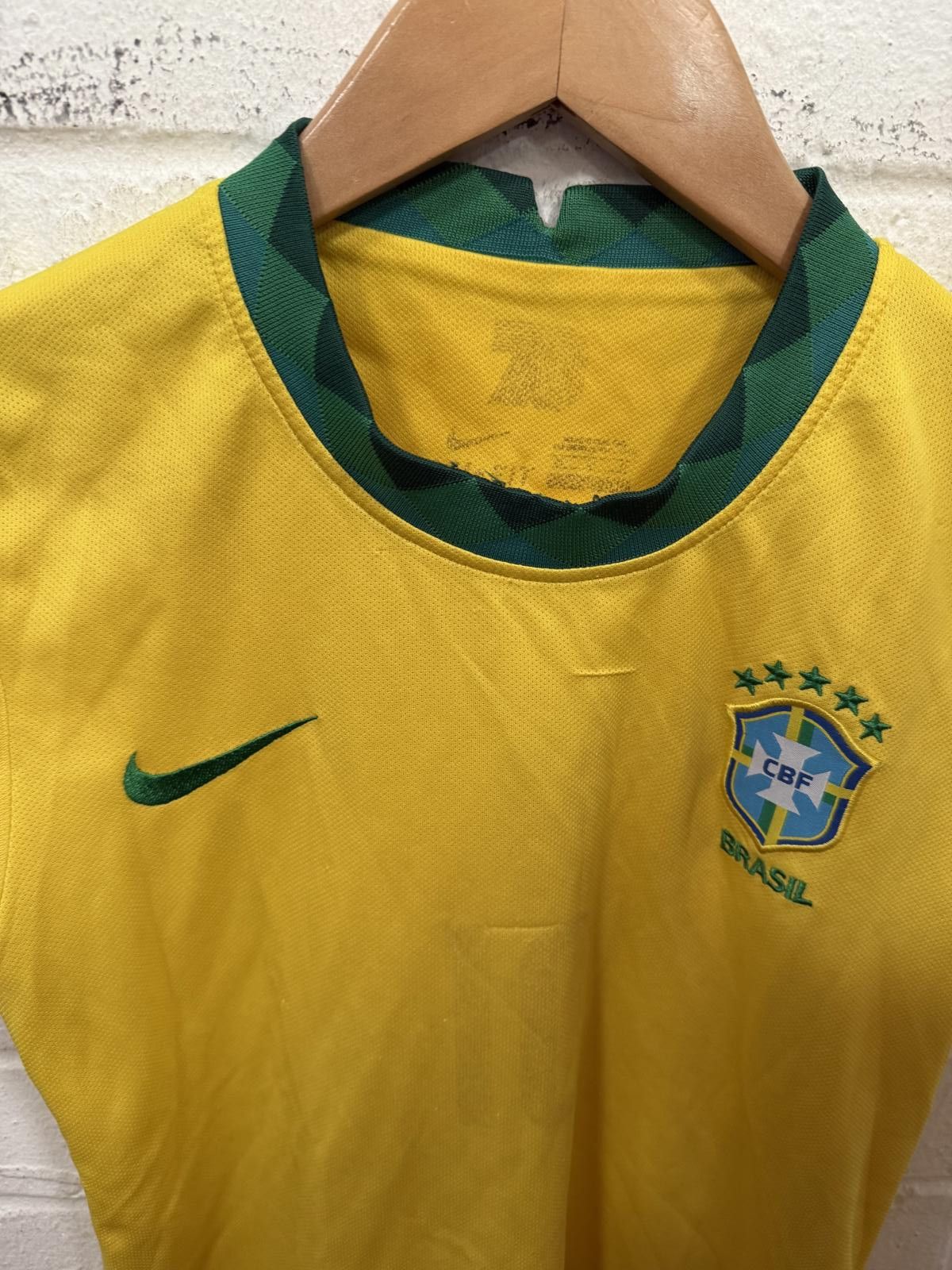 Nike Nike Brazil National Football Team Jersey Size US M / EU 48-50 / 2 - 1 Thumbnail