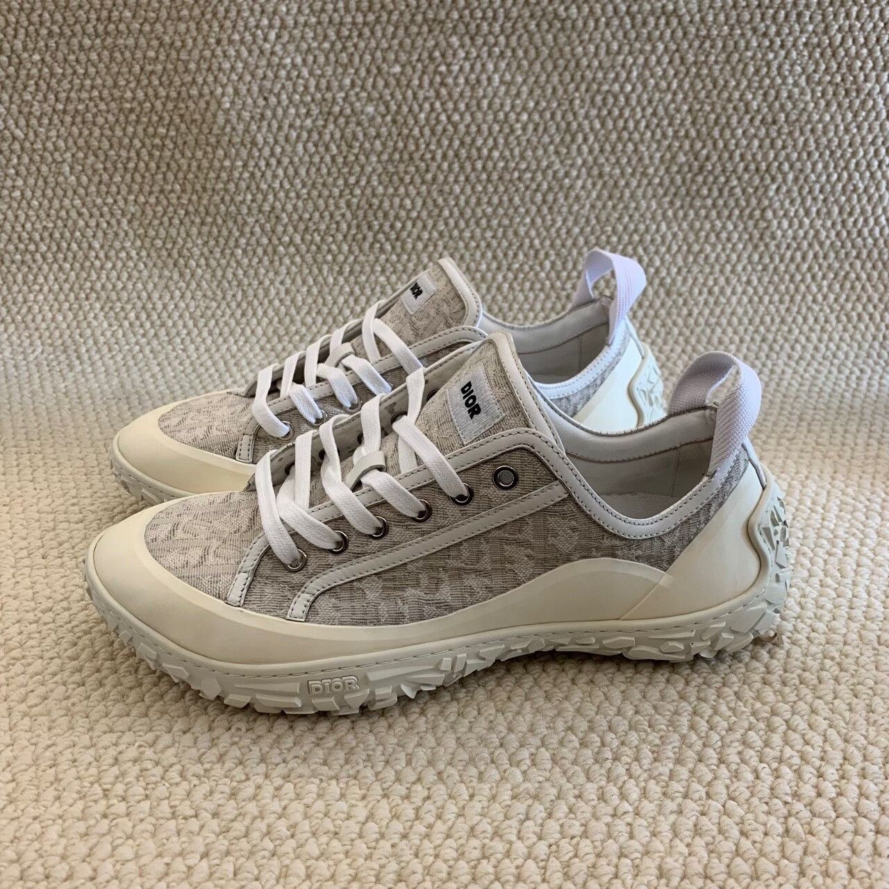 Dior Dior Casual White Lowtop Sneakers 10 Men Size US 10 / EU 43 - 1 Thumbnail