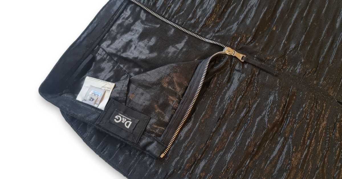 Dolce & Gabbana Dolce & Gabbana Size 42 Textured Metallic Black Skirt Size 42" / US 20 - 3 Thumbnail