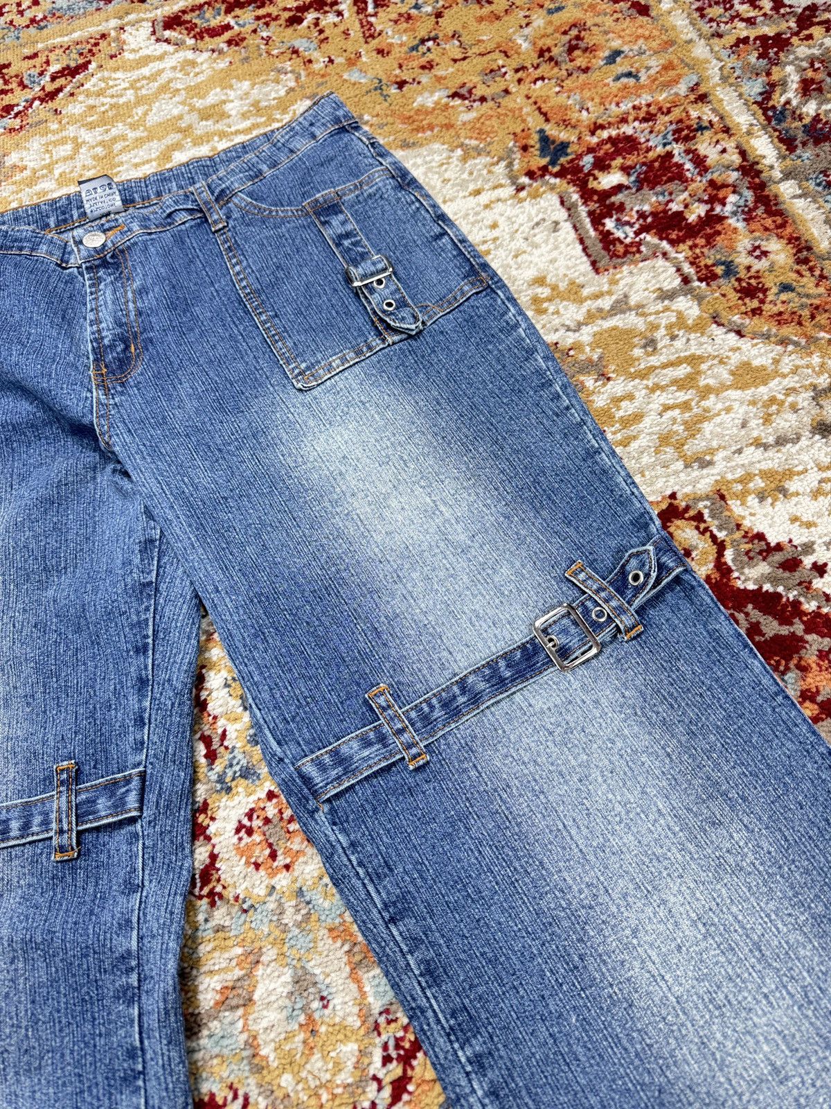 Japanese Brand ᶠᵃⁿᶜʸᵍᵘʸ Y2K Flared Denim Boootcut Flared Jeans Cargo Pant Size US 34 / EU 50 - 3 Thumbnail