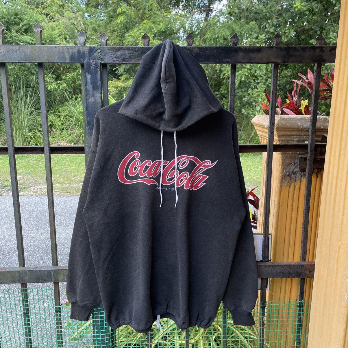 Coca Cola 🔥Vintage Coca Cola Big Logo Spellout Pullover Hoodie Size US L / EU 52-54 / 3 - 1 Thumbnail
