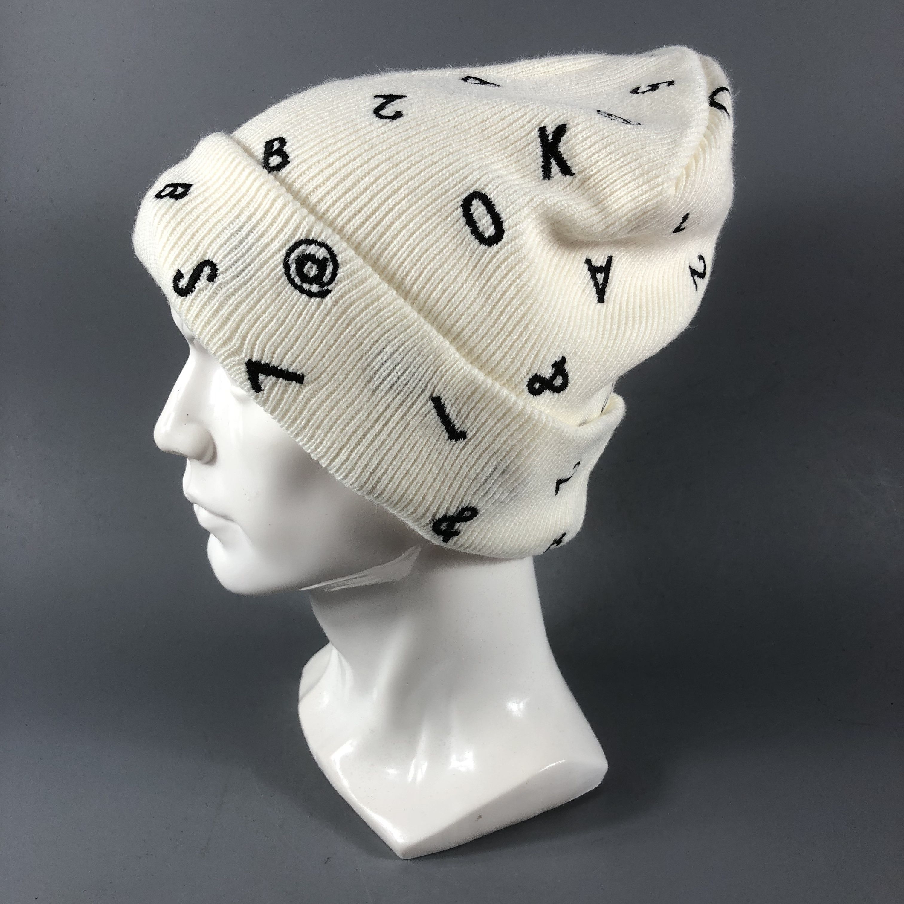Vintage BAKS Seven Low Satisfaction Alphabet Knit Beanie Hat B584 Size ONE SIZE - 2 Thumbnail