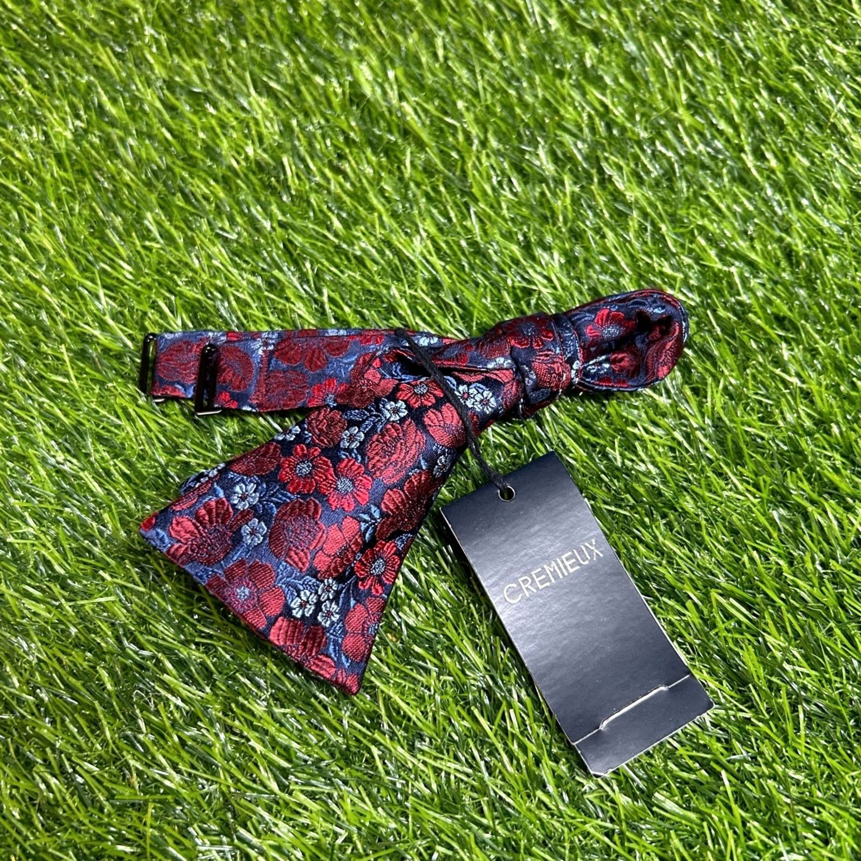 Cremieux Cremieux Bow Tie Floral Red Blue Adjustable Necktie Mens New NWT Silk Blend Formal Occasion Bow Tie Size ONE SIZE - 2 Thumbnail