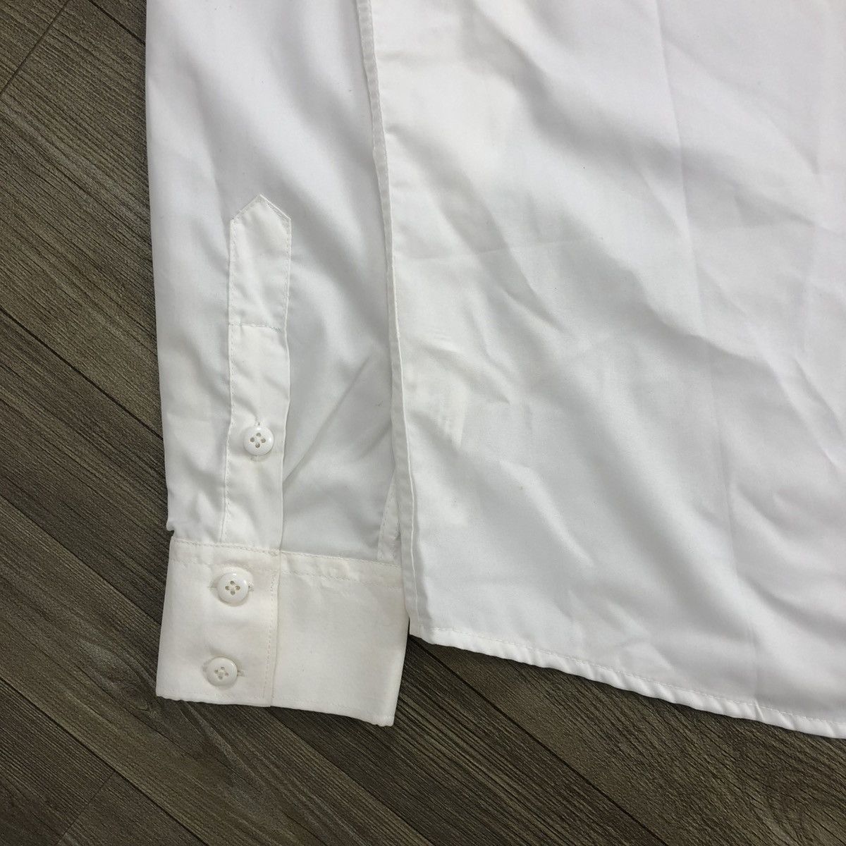 Dolce & Gabbana × Vintage Vintage Dolce & Cabbana Heraldic Patch White Long Shirt Size US M / EU 48-50 / 2 - 12 Thumbnail