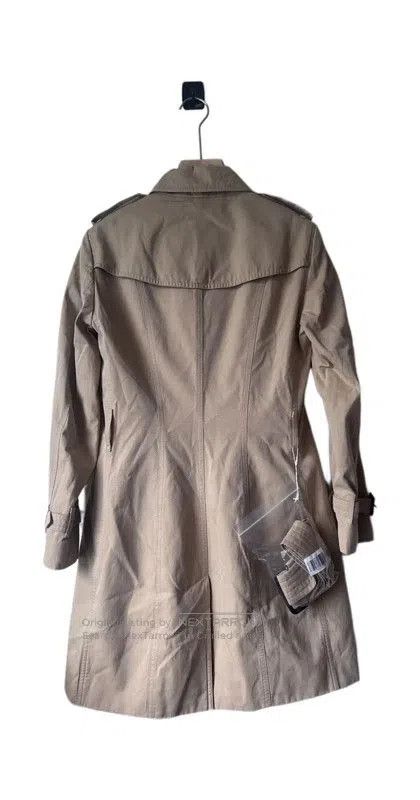 Burberry Burberry Women's Khaki Cotton Trench Coat. Size M / US 6-8 / IT 42-44 - 2 Thumbnail