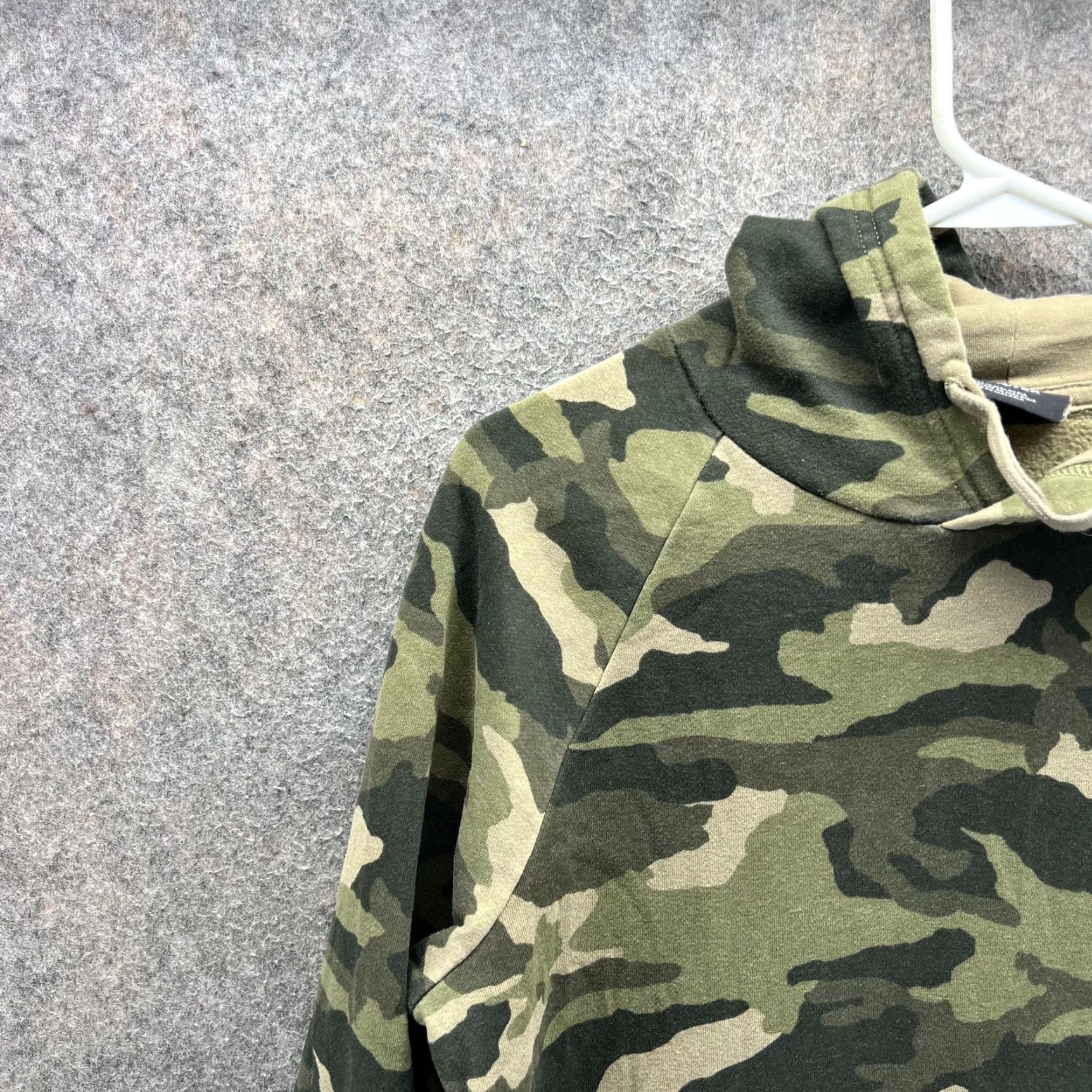 Under Armour Under Armour Hoodie Mens Small Green Camo Pullover Fleece Sweatshirt Army Logo Size US S / EU 44-46 / 1 - 5 Thumbnail