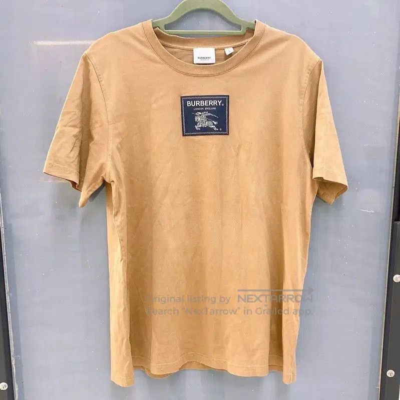 Burberry Burberry Beige Cotton Women's T-Shirt. Size L / US 10 / IT 46 - 1 Thumbnail