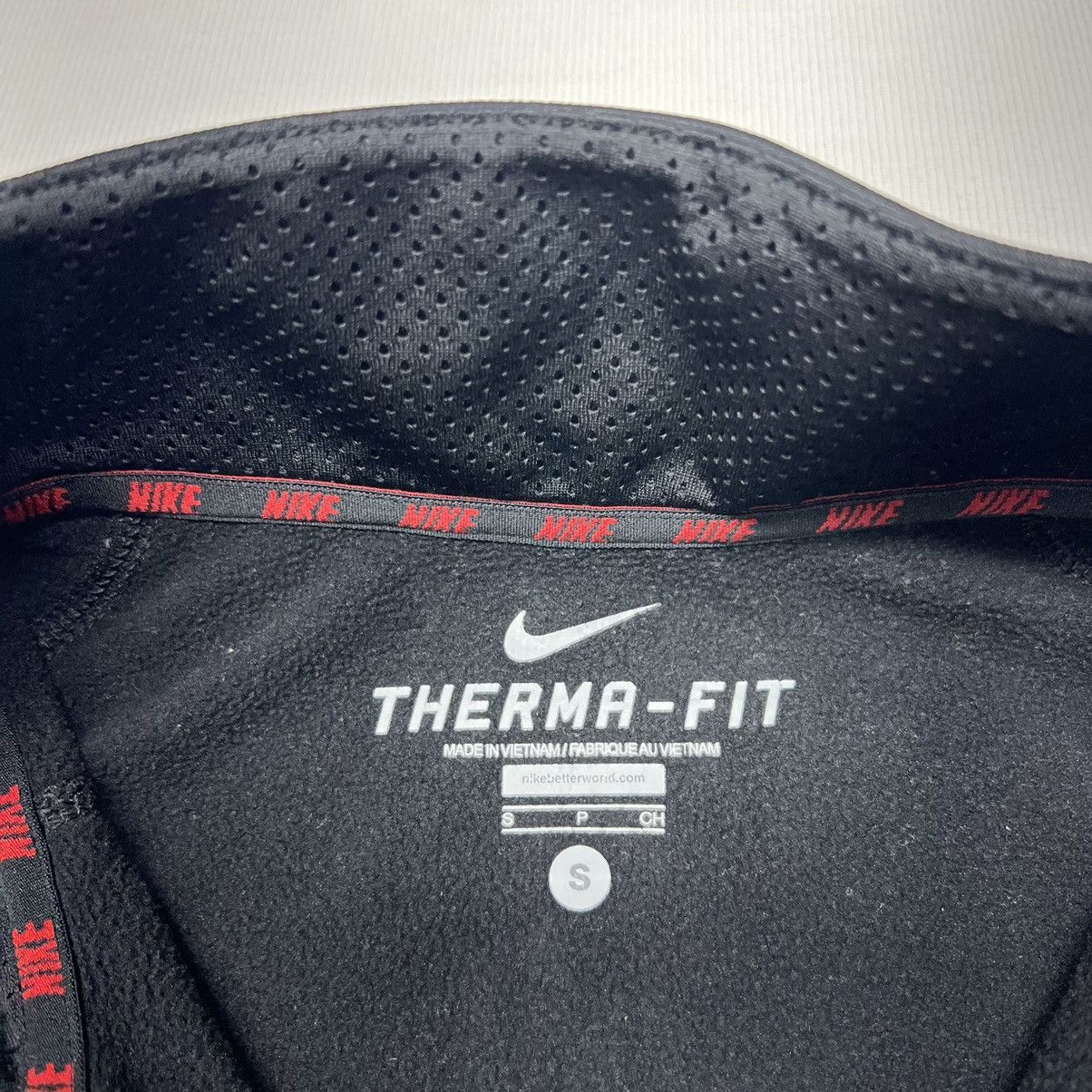 Nike Nike Therma Fit Quarter Zip Black Pullover 1/4 Fleece Red Size US S / EU 44-46 / 1 - 6 Thumbnail