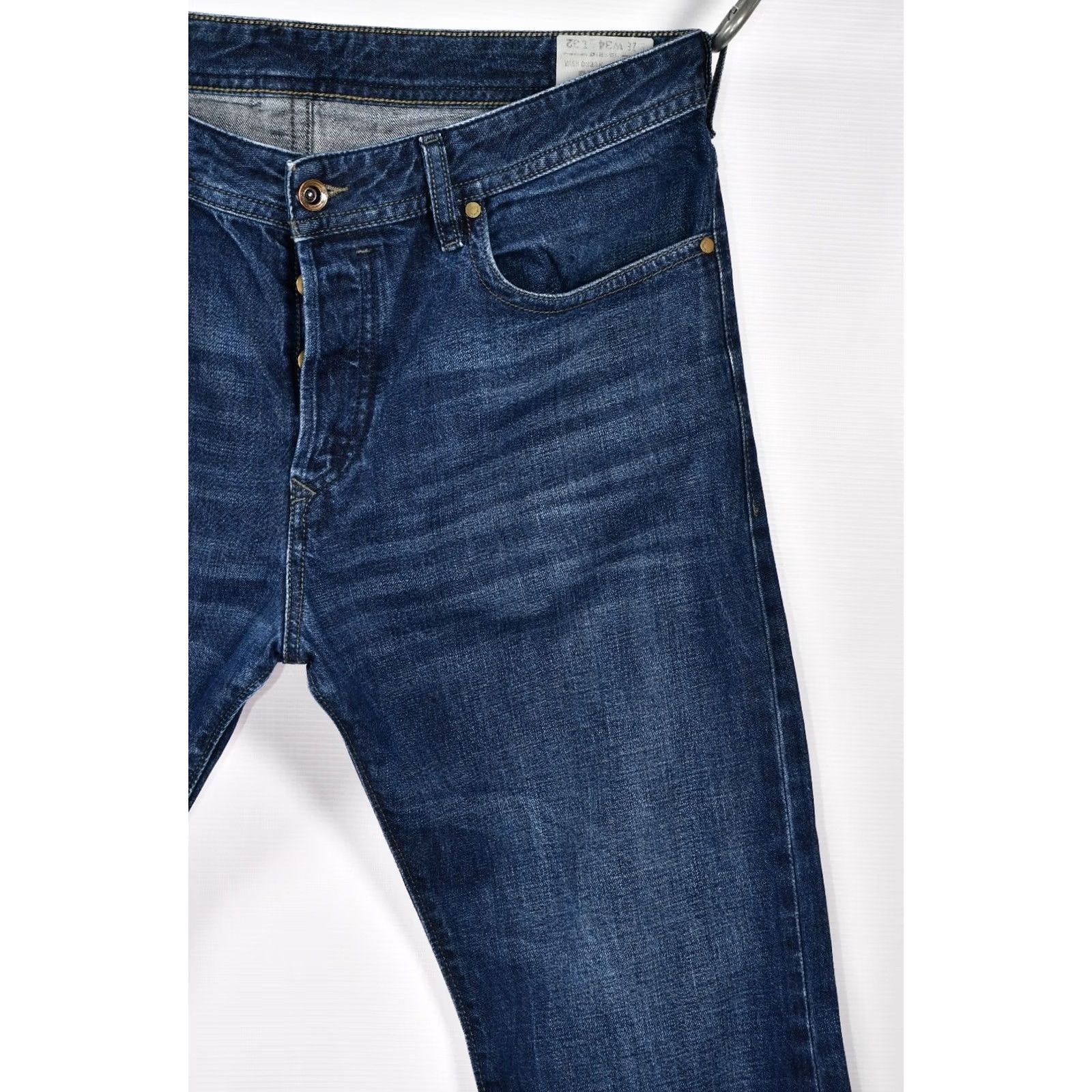 Diesel DIESEL BUSTER 3D 0823K REGULAR SLIM TAPERED JEANS W34 L32 / Blue / 5-Pocket / Cotton / Denim / Men Size US 34 / EU 50 - 7 Thumbnail