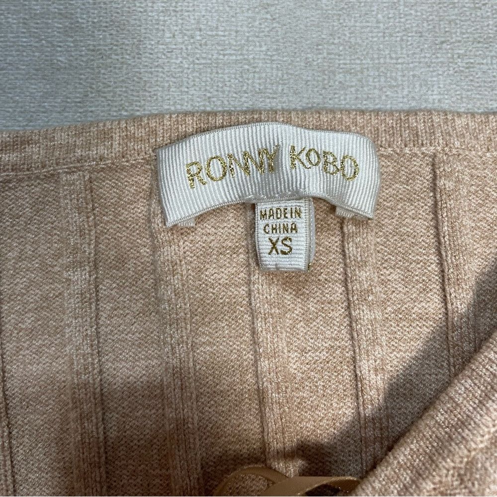 Ronny Kobo Ronny Kobo Rosette One-Shoulder Knit Oatmeal Top Size XS Size XS / US 0-2 / IT 36-38 - 8 Thumbnail
