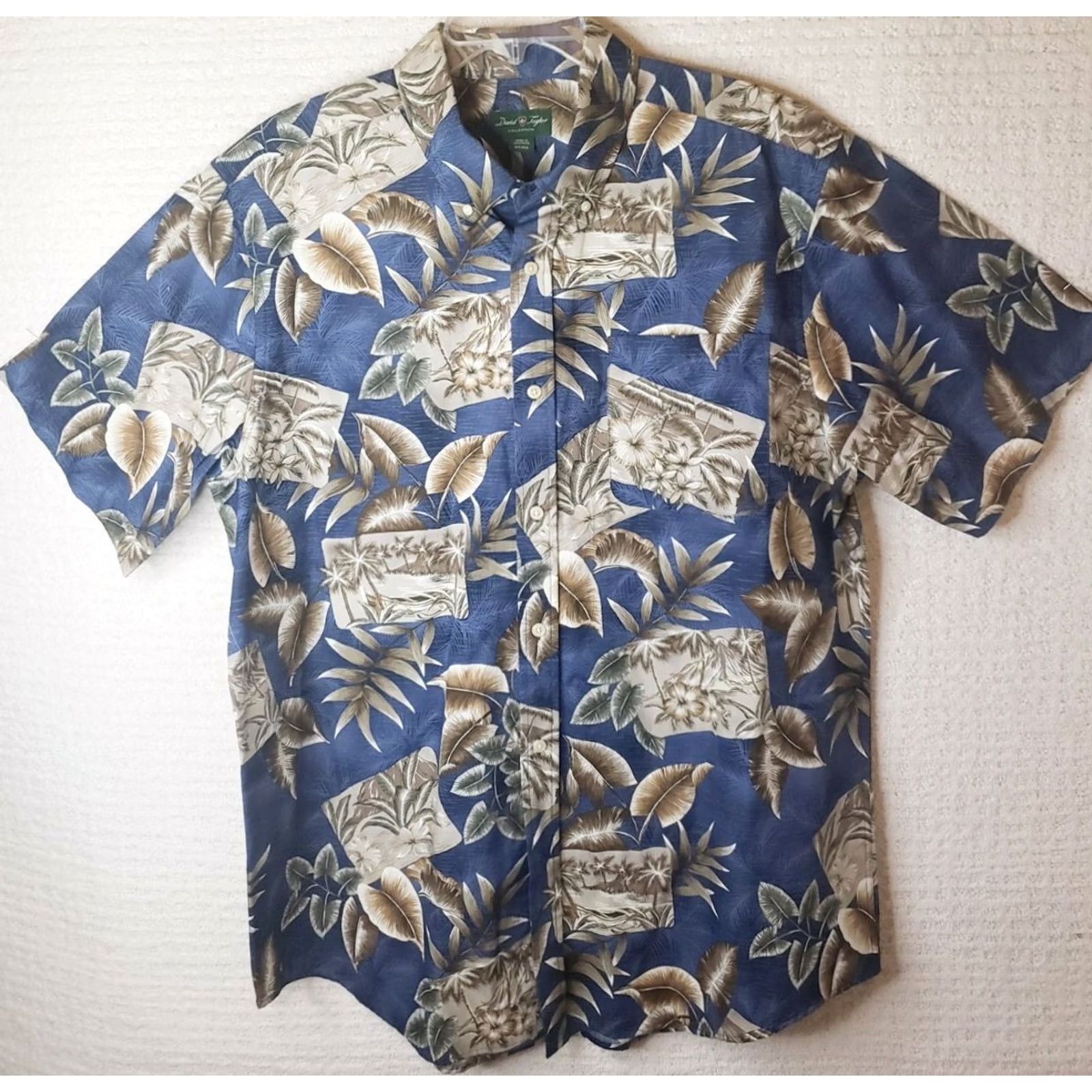 Vintage David Taylor Hawaiian Camp Shirt XLT Tan Blue Palms Ocean Mountains Men's Big & Tall Cotton Casual Summer Button-Up Collared Short Sleeve Relaxed Fit Size US XL / EU 56 / 4 - 2 Thumbnail