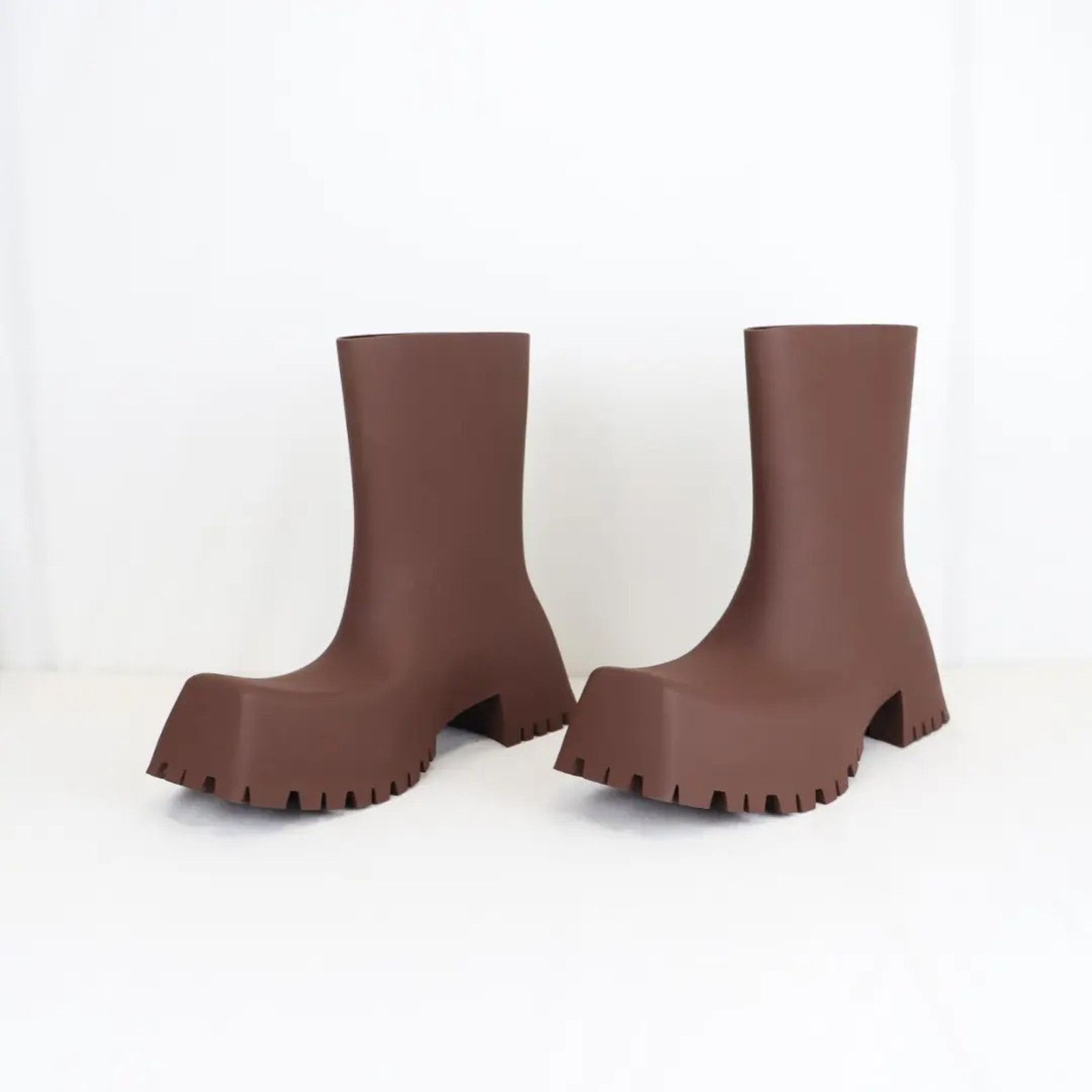 Balenciaga o1rshd1 Trooper Rubber Boots in Coffee Brown Size US 10 / EU 43 - 8 Thumbnail
