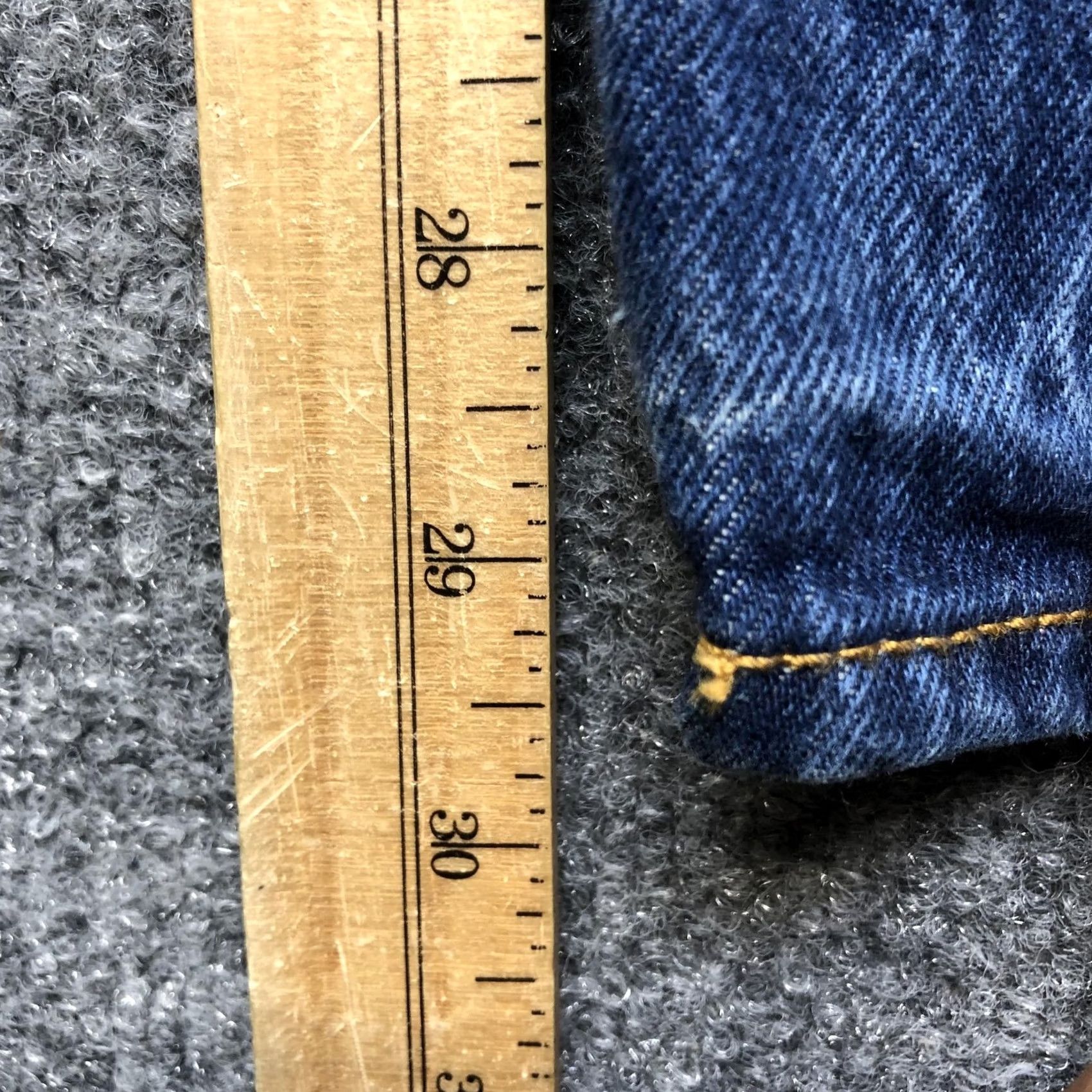 Levi's Levi's Jeans Mens 35x30 Blue Medium Wash Straight Leg Button Fly Denim Pants Size US 35 - 3 Thumbnail