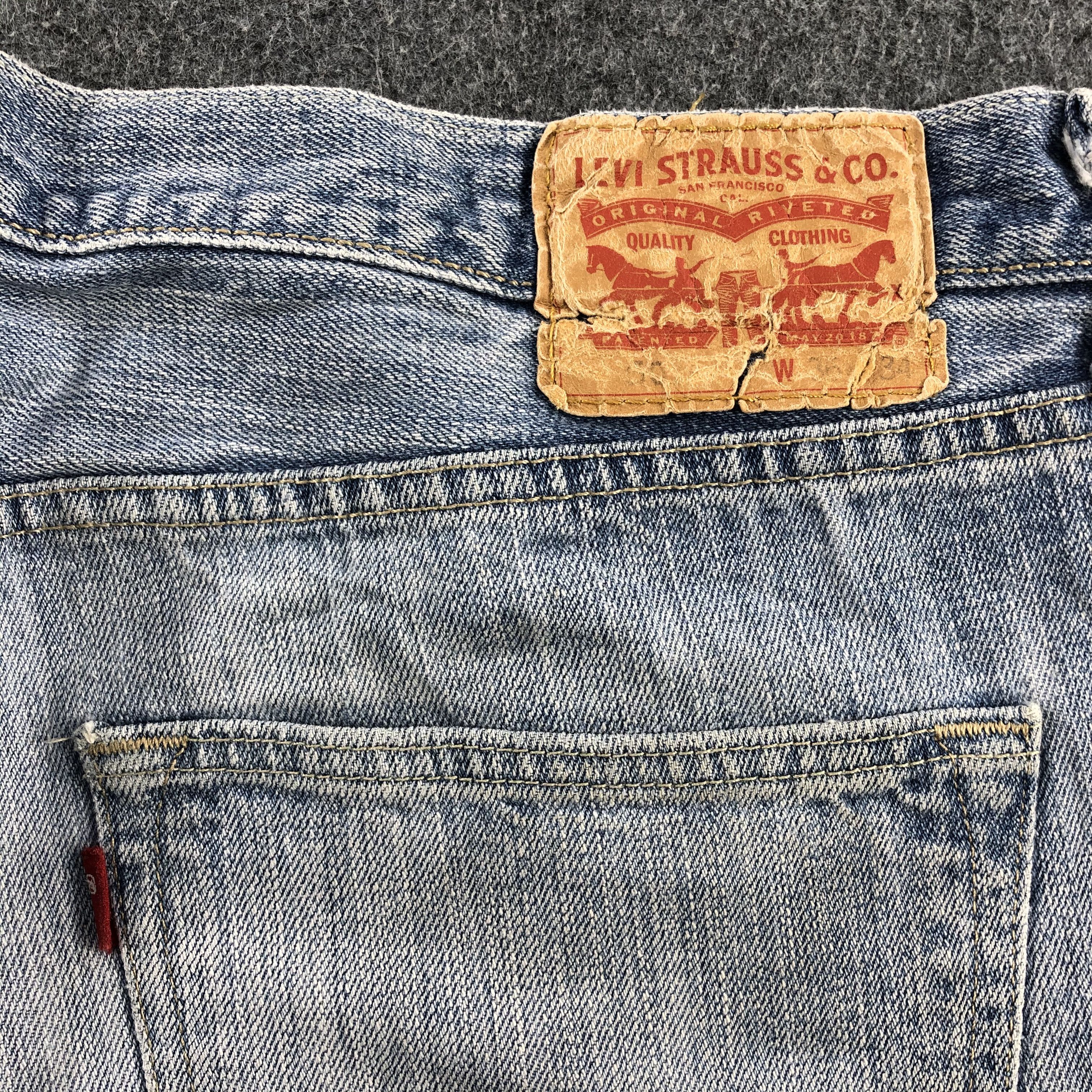 Levi's Vintage Levi's 501 Jeans Medium Wash Denim KJ322 Size US 36 / EU 52 - 5 Thumbnail