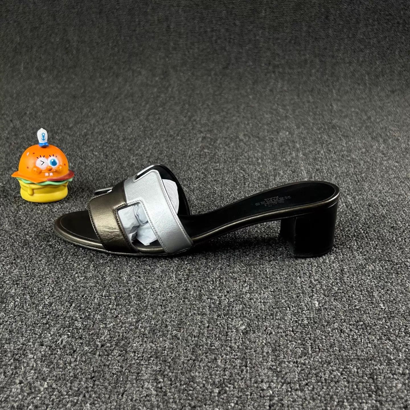 Hermes Hermes Colorblock H Logo Slide EU37 Like New HB6638 Size US 6.5 / IT 36.5 - 3 Thumbnail