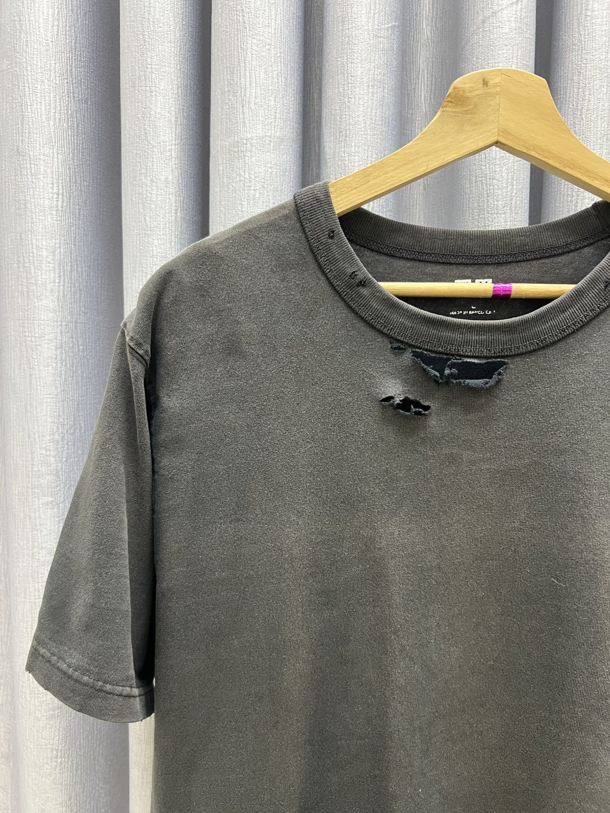 Lemaire × Uniqlo THRASHED FADED UNIQLO LEMAIRE DISTRESSED PLAIN TEE Size US L / EU 52-54 / 3 - 2 Thumbnail