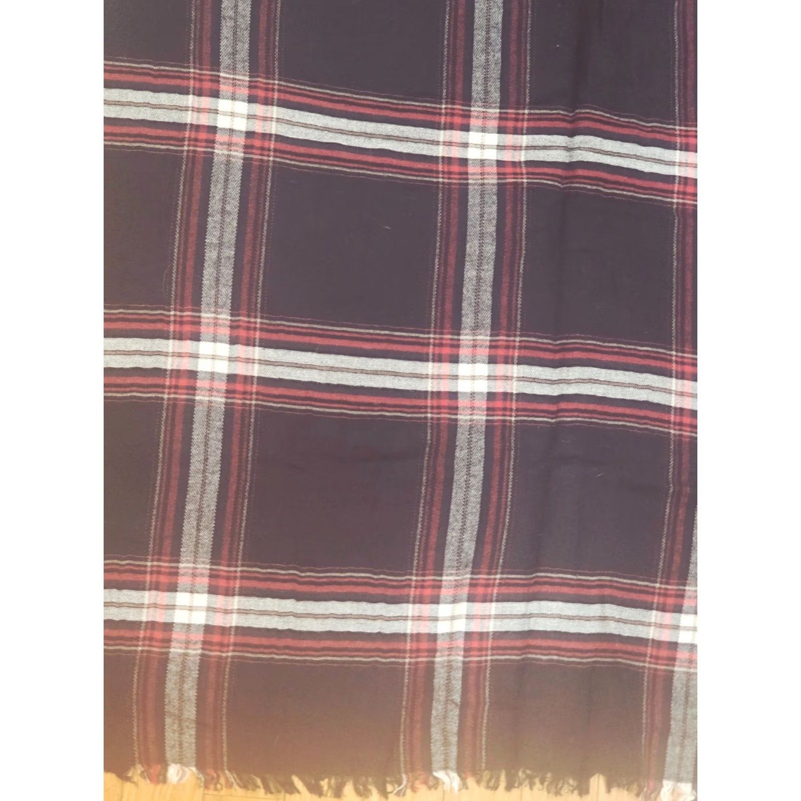 Loft LOFT Scarf Rectangle Women's One Size Black Plaid Cotton Multifunctional Women's Accessory Size ONE SIZE - 2 Thumbnail