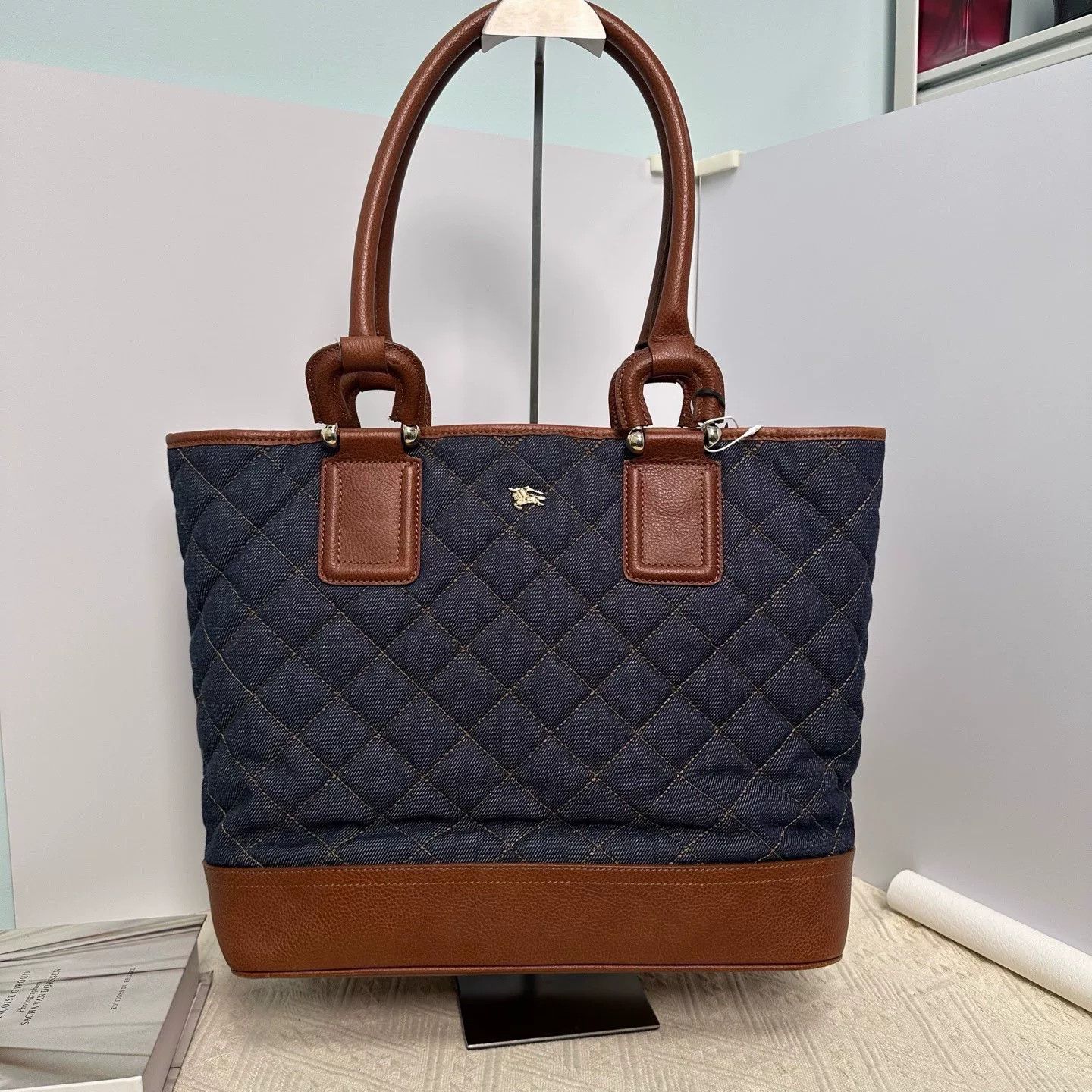 Burberry Pre-loved Bag Very good condition Size ONE SIZE - 1 Thumbnail