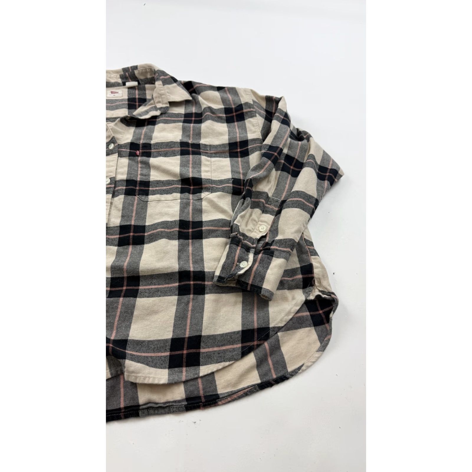Levi's Levi's Shirt Women's XL Beige & Black Plaid Flannel Button-Down Long Sleeve Cotton Size XL / US 12-14 / IT 48-50 - 4 Thumbnail