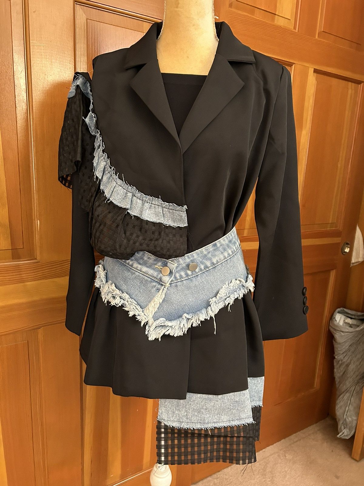 Designer × Other NWT, Lavishly Paris Women’s Designer Denim Patchwork Blazer. Size M / US 6-8 / IT 42-44 - 8 Thumbnail