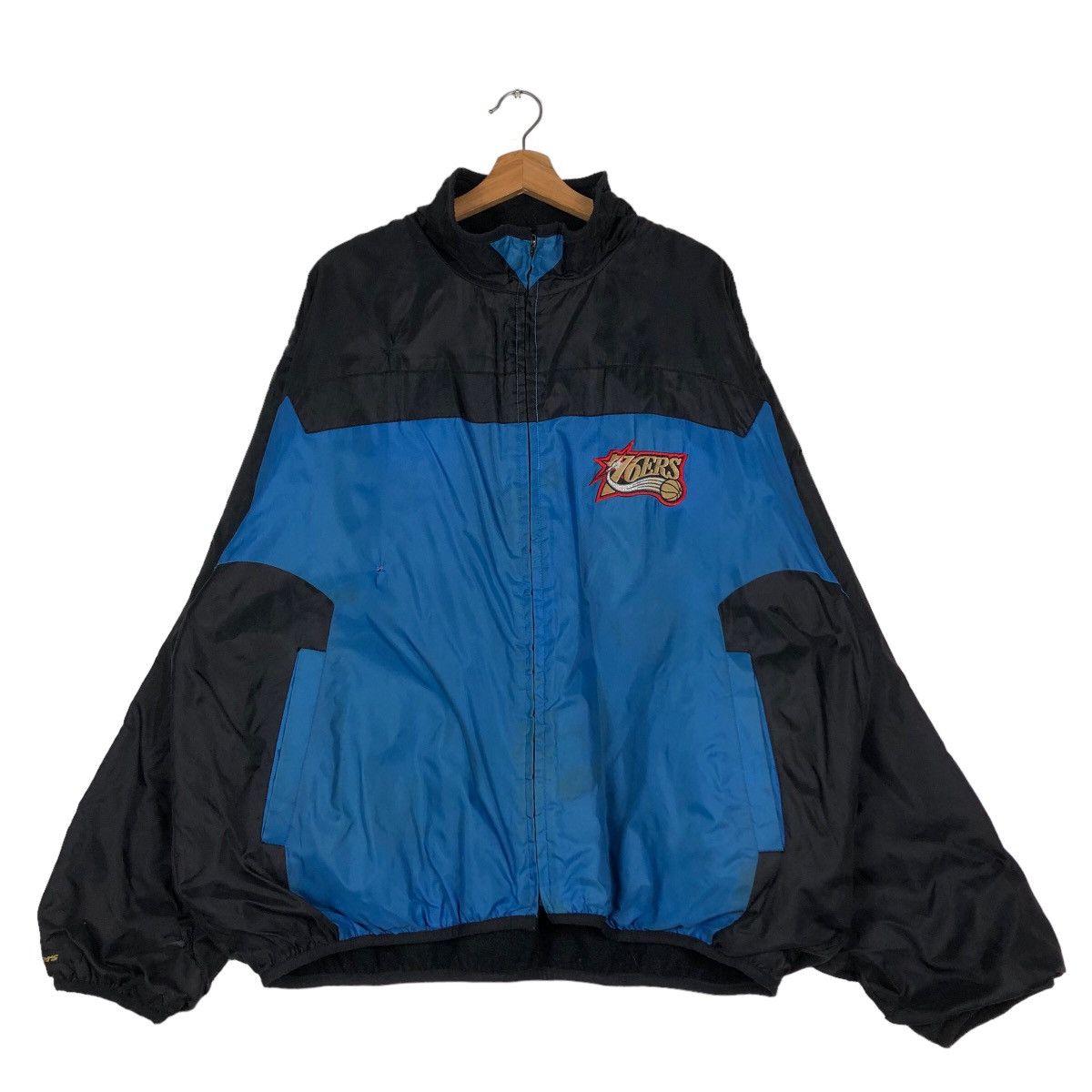 NBA 🔥Vintage Nylon Bomber Jacket NBA 76Ers Big Logo Size US XL / EU 56 / 4 - 1 Thumbnail