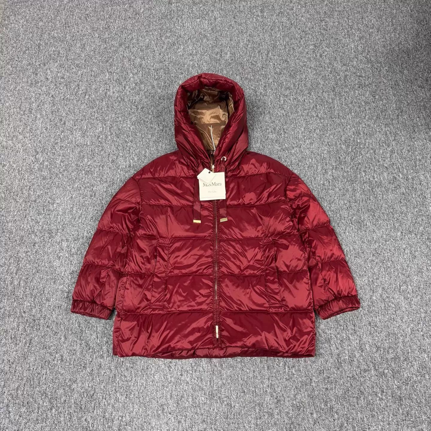 Max Mara MaxMara Wine Red Satin Hooded Down Coat 36 Size S / US 4 / IT 40 - 1 Thumbnail