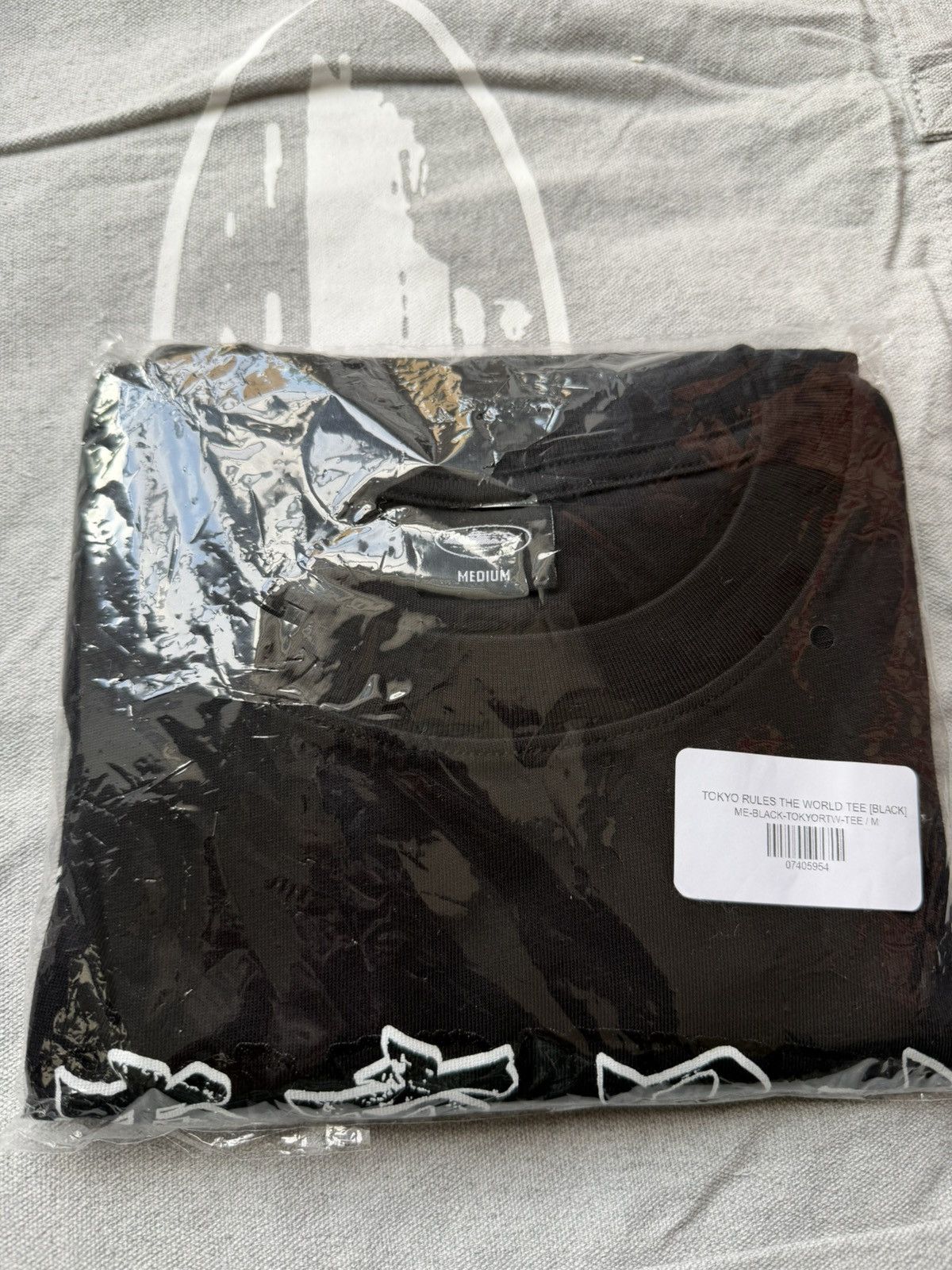 Corteiz Corteiz Tokyo Rules The World Tee (M/L), Tokyo Exclusive Size US M / EU 48-50 / 2 - 4 Thumbnail