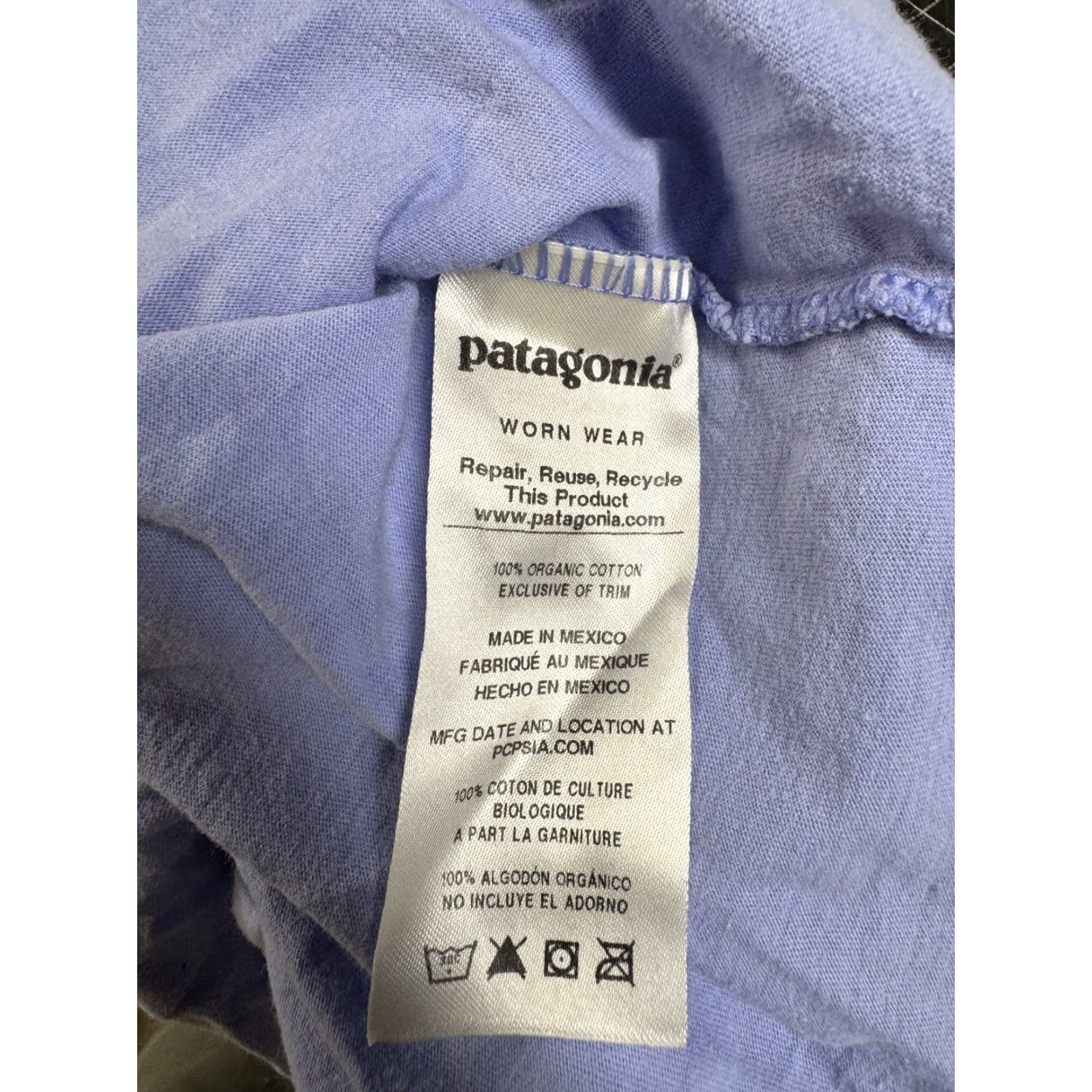 Patagonia Patagonia Women's T-Shirt Organic Cotton Crew Neck Short Sleeve Regular M Blue Graphic Print Mountain Logo 90s? Size M / US 6-8 / IT 42-44 - 5 Thumbnail