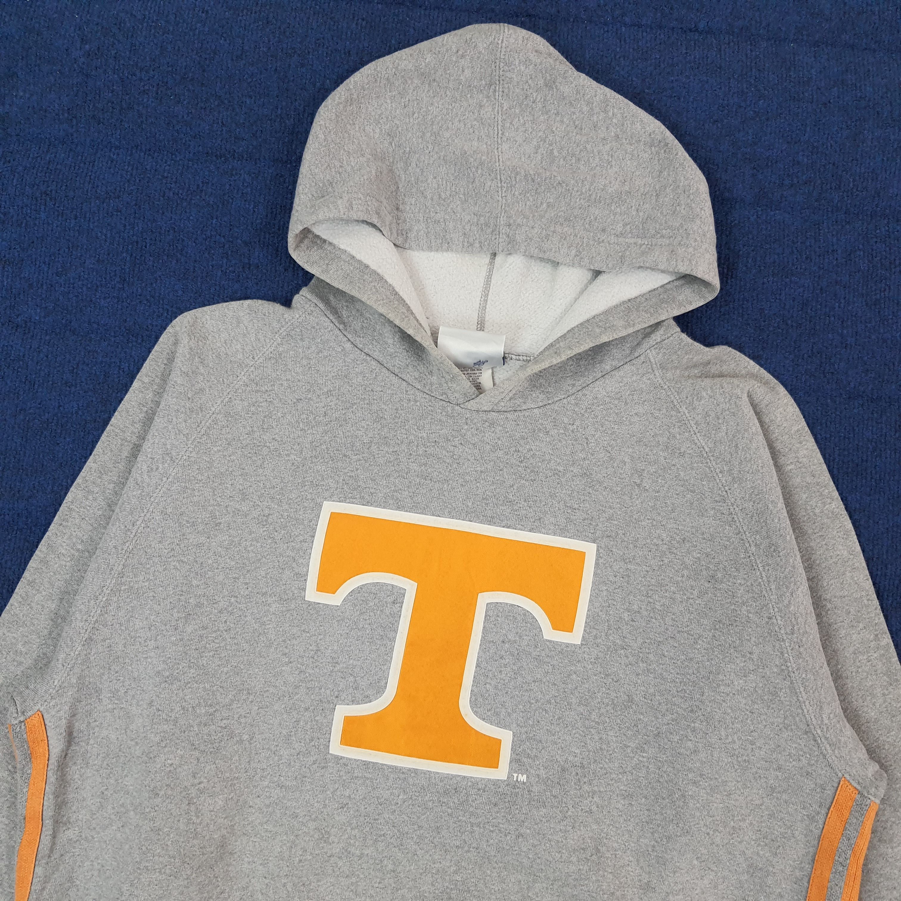 Adidas Vintage Adidas Tennessee Vols Gray Hooded Sweatshirt C256N8 Size US XL / EU 56 / 4 - 2 Thumbnail