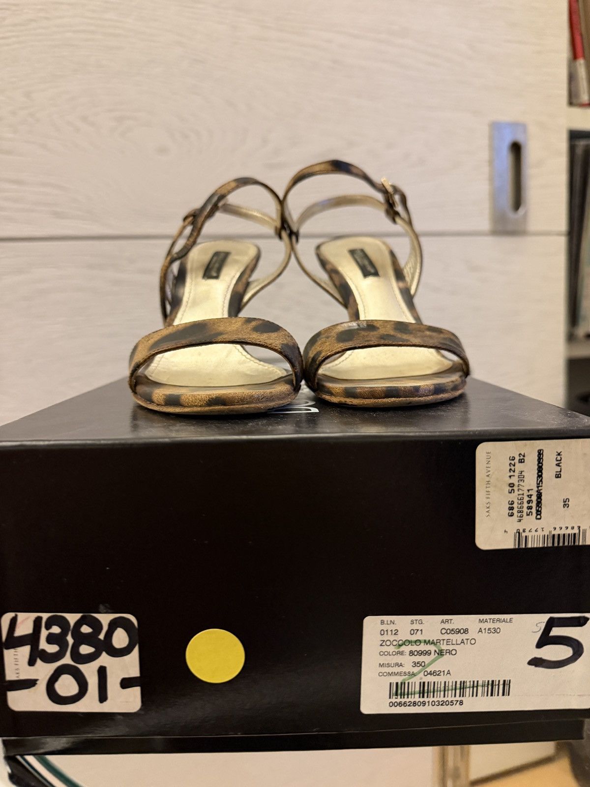 Dolce & Gabbana Dolce & Gabbana Leopard patent leather sandal Size US 5 / IT 35 - 6 Thumbnail