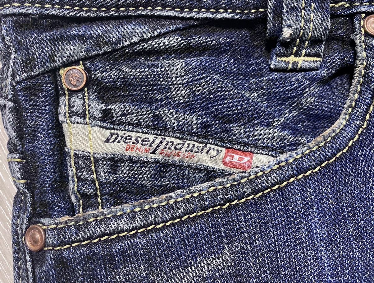 Diesel Women’s Diesel Slammer Washed Torn Distressed Denim Jeans Size 28" / US 6 / IT 42 - 14 Thumbnail