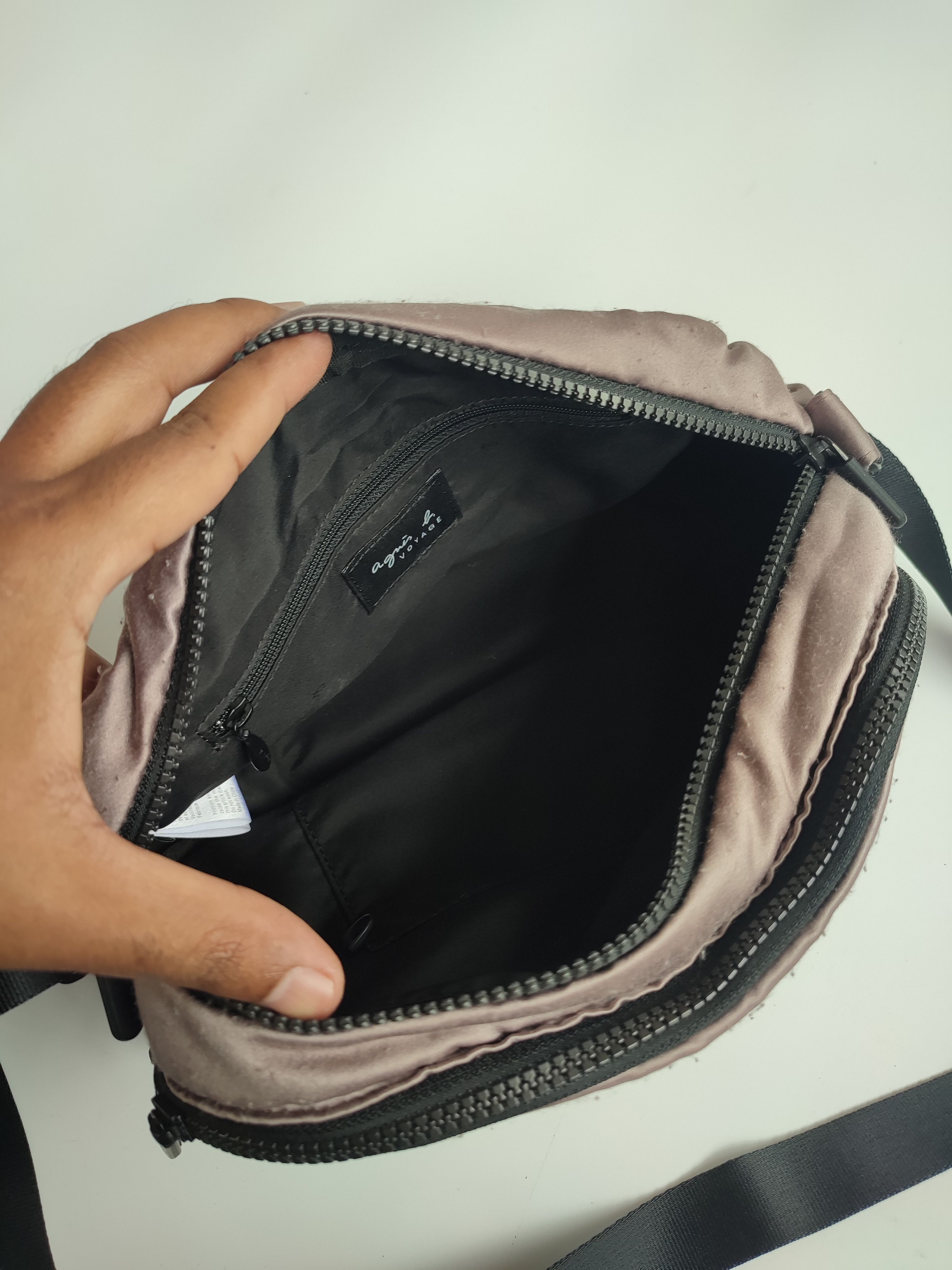 agnes b. AGNES B VOYAGE DESIGNER SLINGBAG Size ONE SIZE - 7 Thumbnail